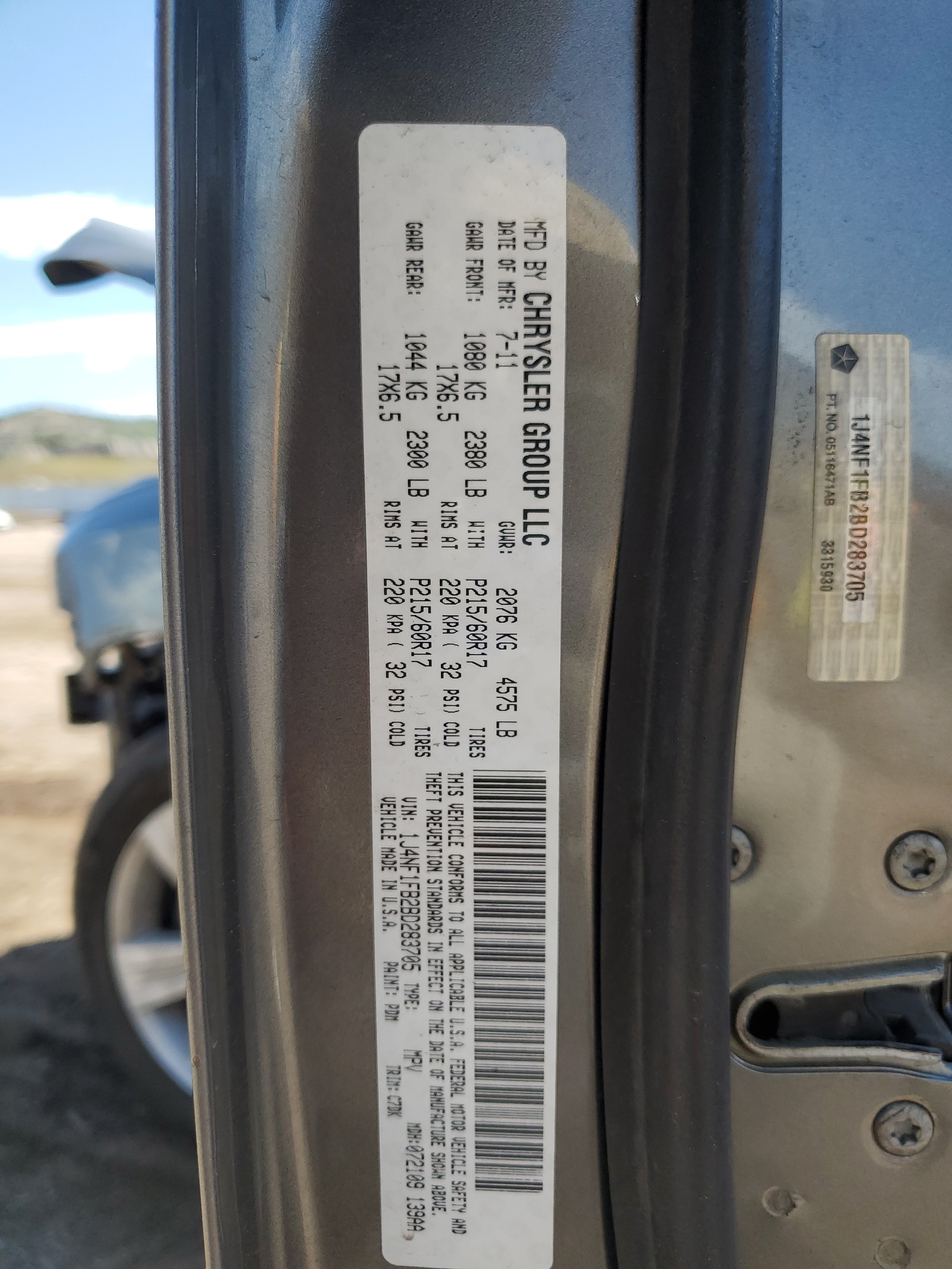 1J4NF1FB2BD283705 2011 Jeep Compass Sport