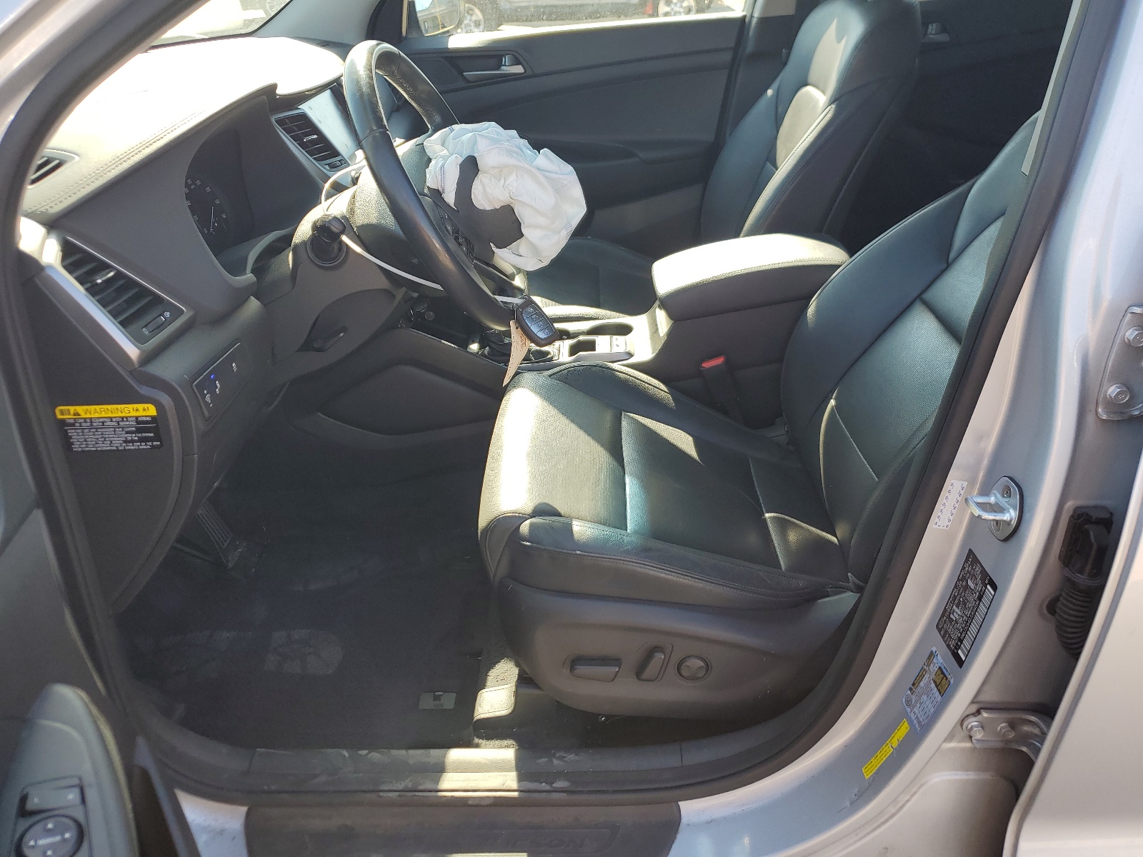 KM8J3CA40JU654596 2018 Hyundai Tucson Sel