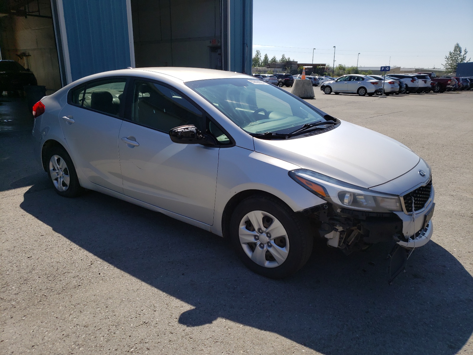 2018 Kia Forte Lx vin: 3KPFK4A75JE223862