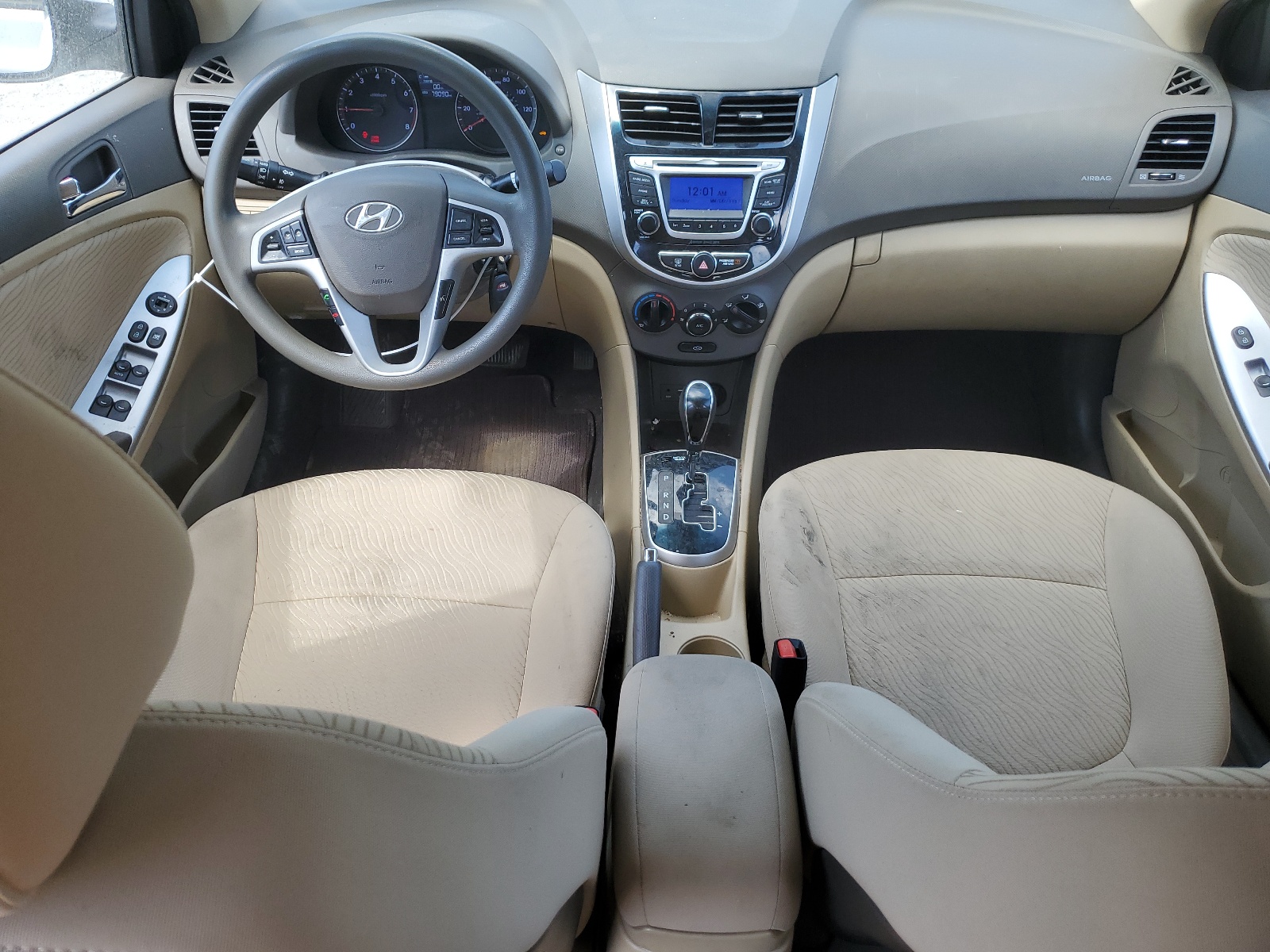 KMHCU4AE9EU768655 2014 Hyundai Accent Gls