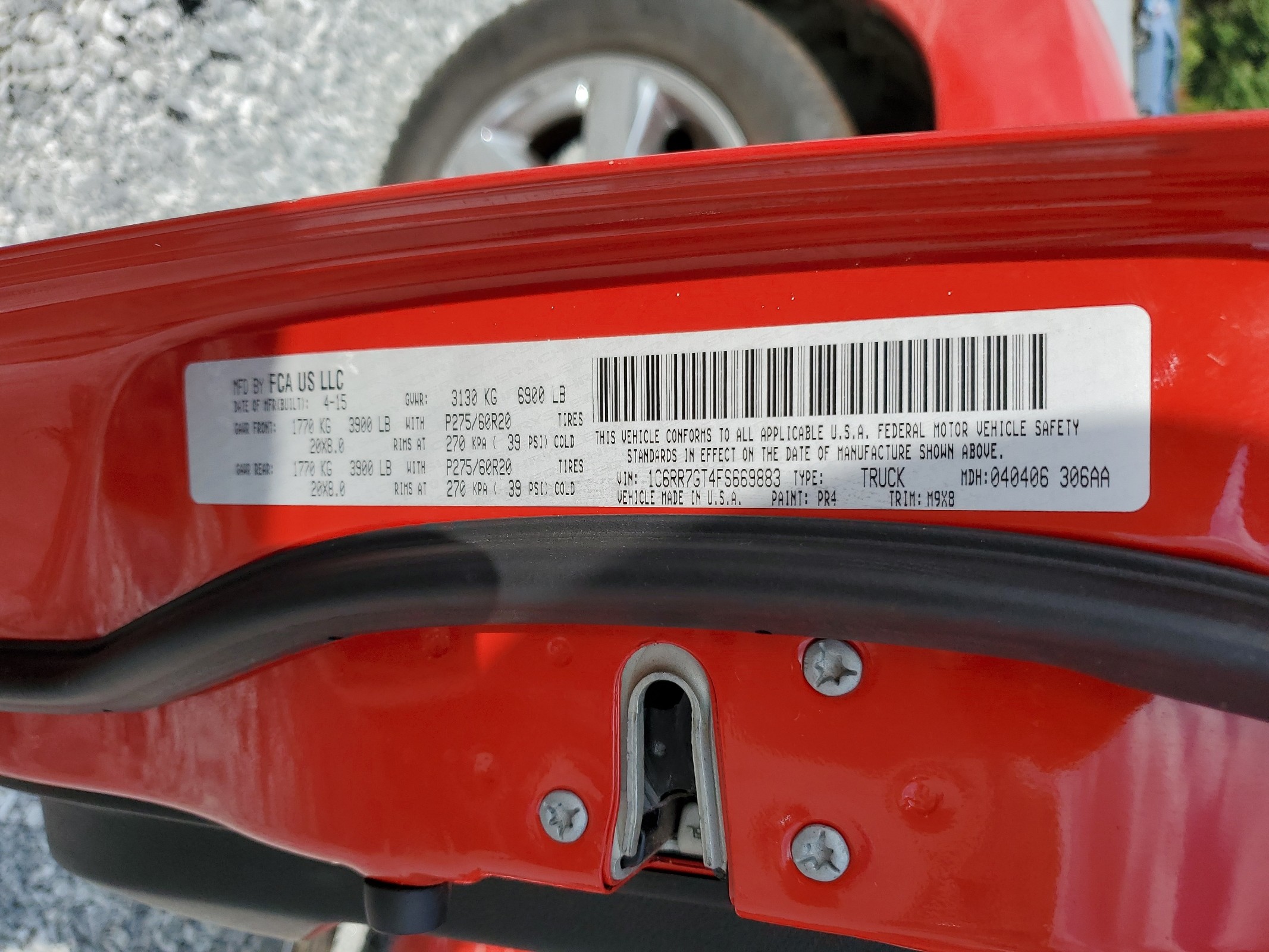 1C6RR7GT4FS669883 2015 Ram 1500 Slt