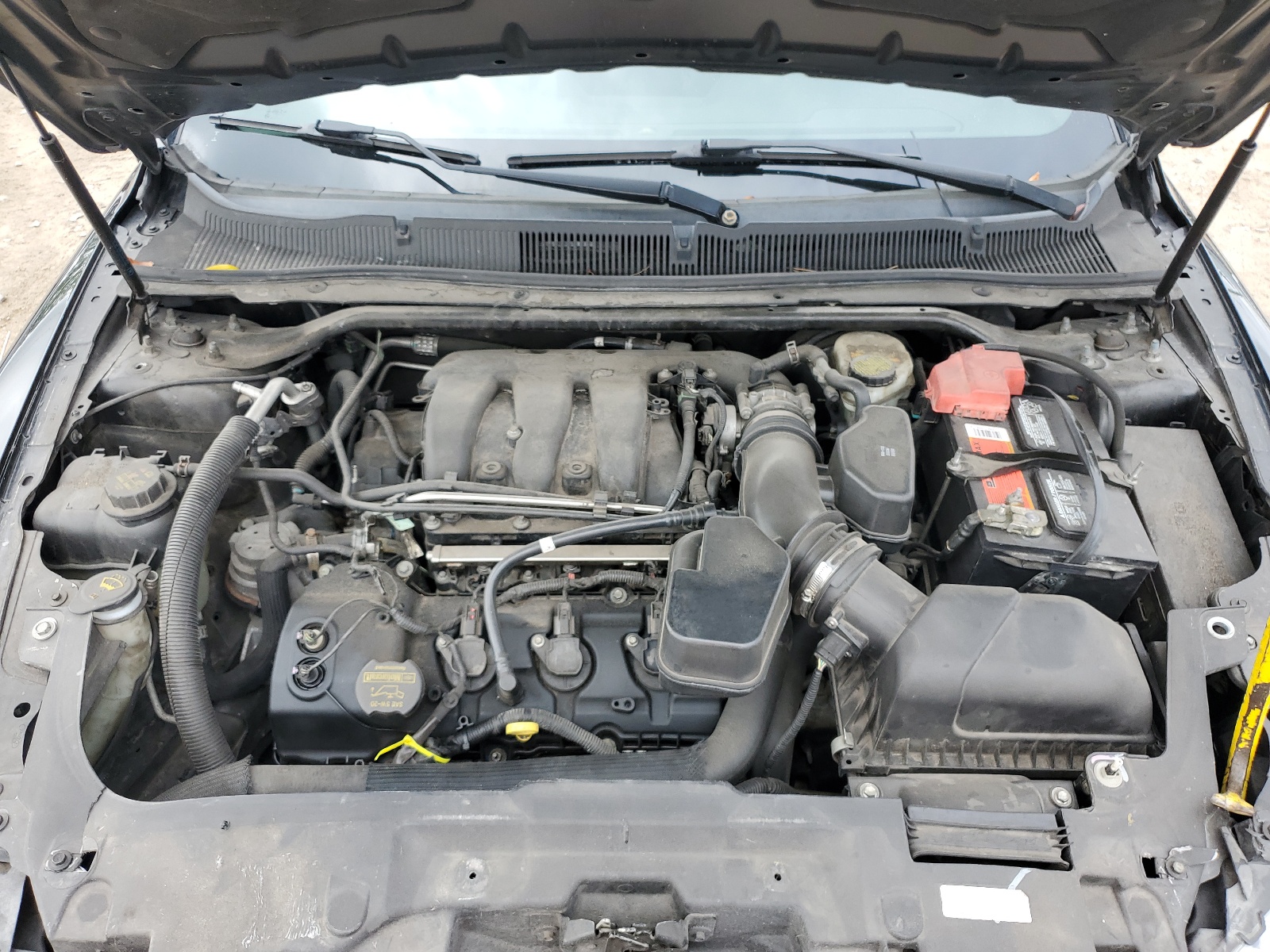 1FAHP2F82DG220461 2013 Ford Taurus Limited