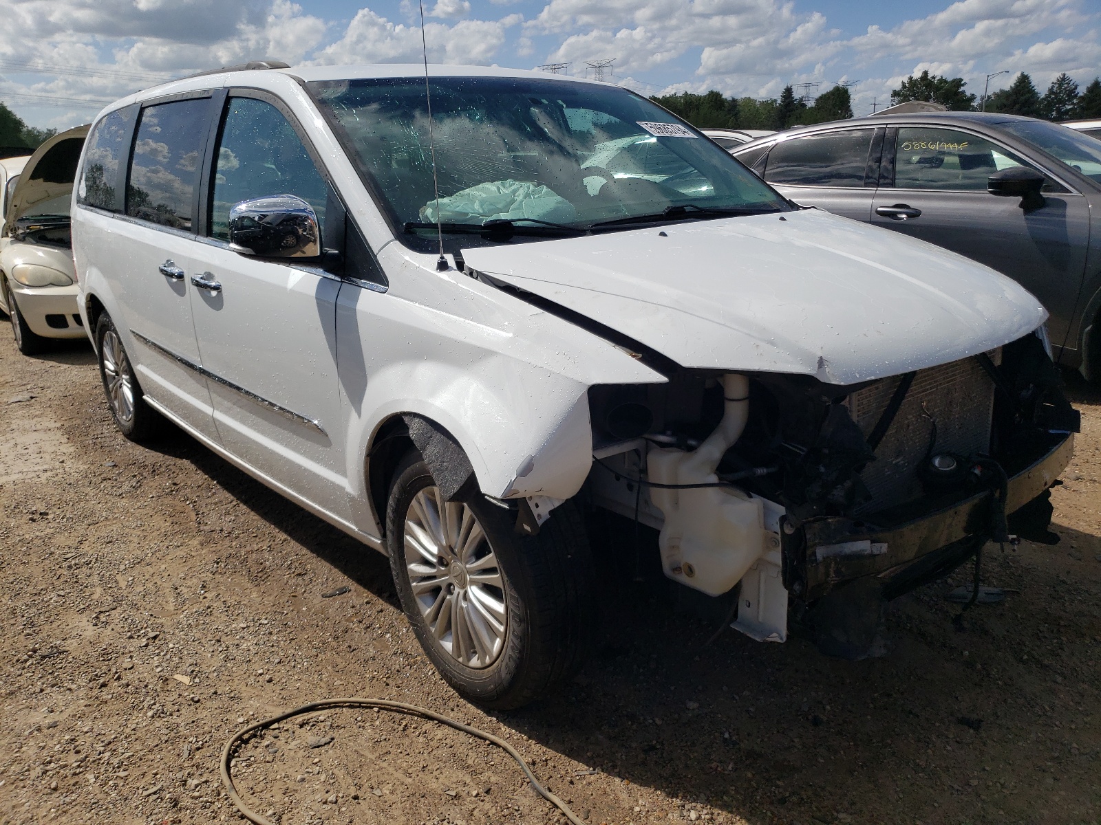 2C4RC1CG6FR727803 2015 Chrysler Town & Country Touring L