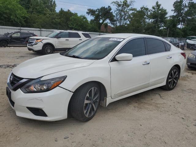 2017 Nissan Altima 2.5 за продажба в Hampton, VA - Front End