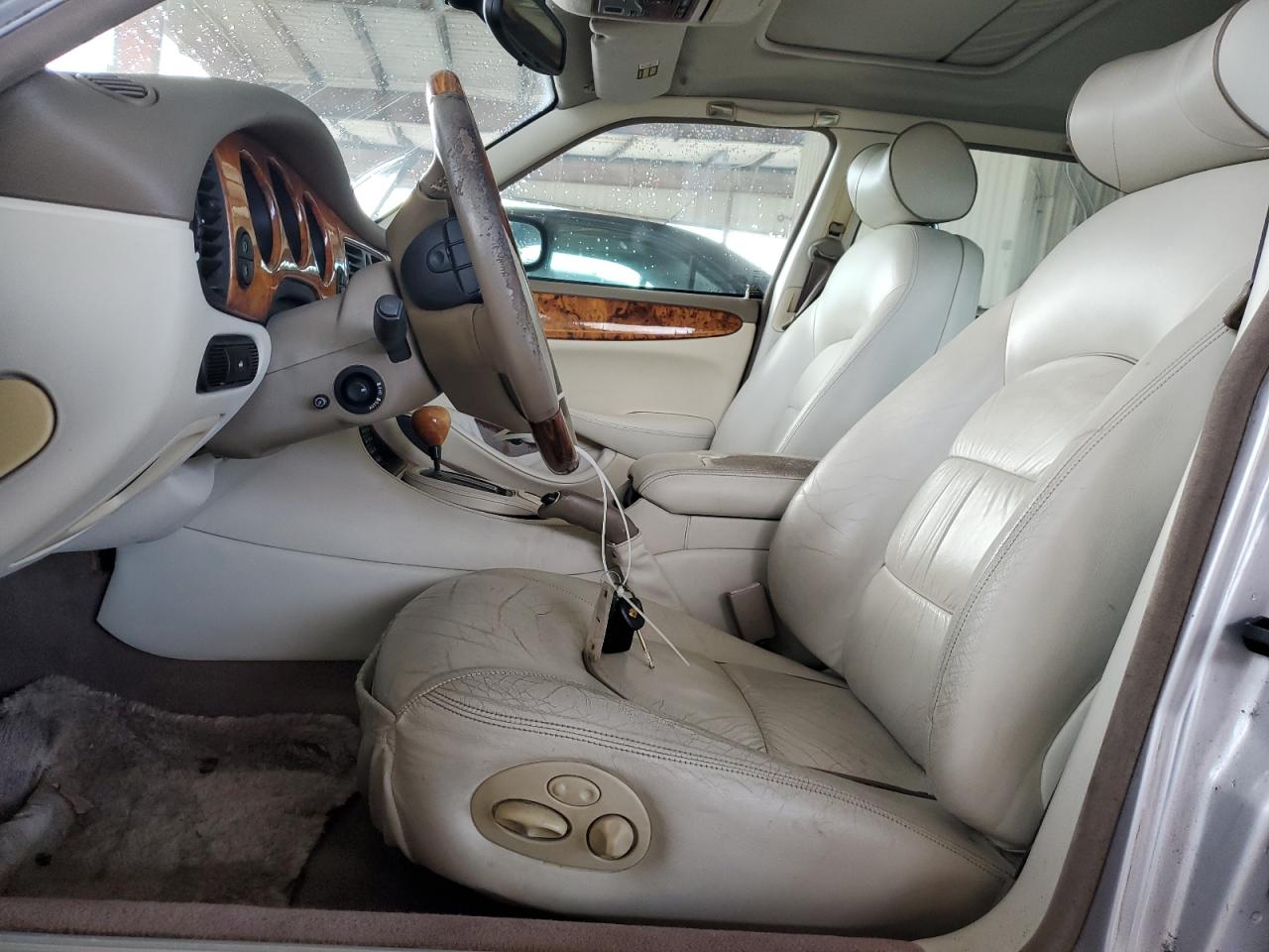 2000 Jaguar Vandenplas VIN: SAJDA24C9YLF10831 Lot: 58247574