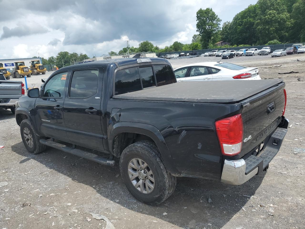 VIN 5TFCZ5AN6GX046198 2016 TOYOTA TACOMA no.2