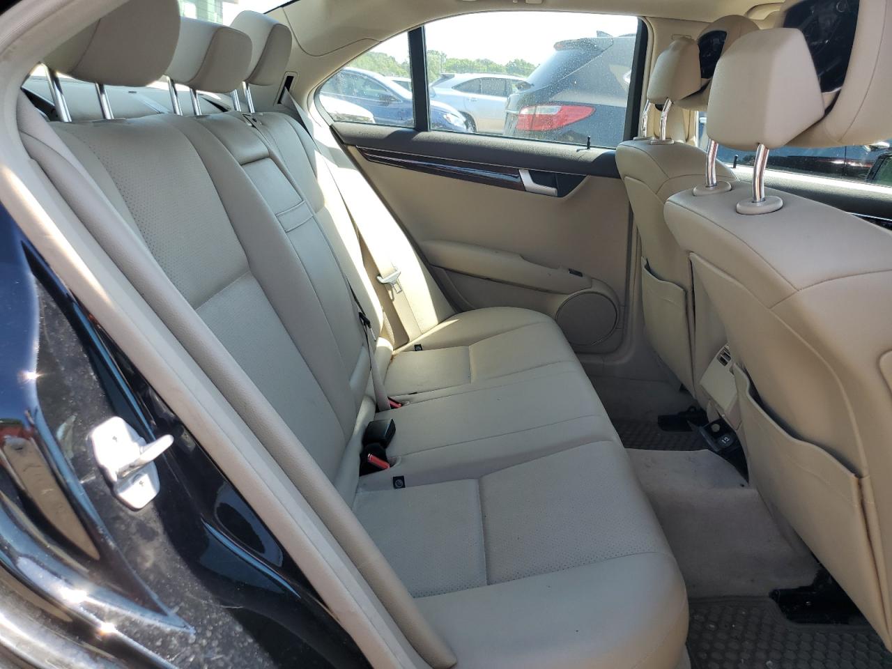 2012 Mercedes-Benz C 300 4Matic VIN: WDDGF8BB4CA710128 Lot: 60195764