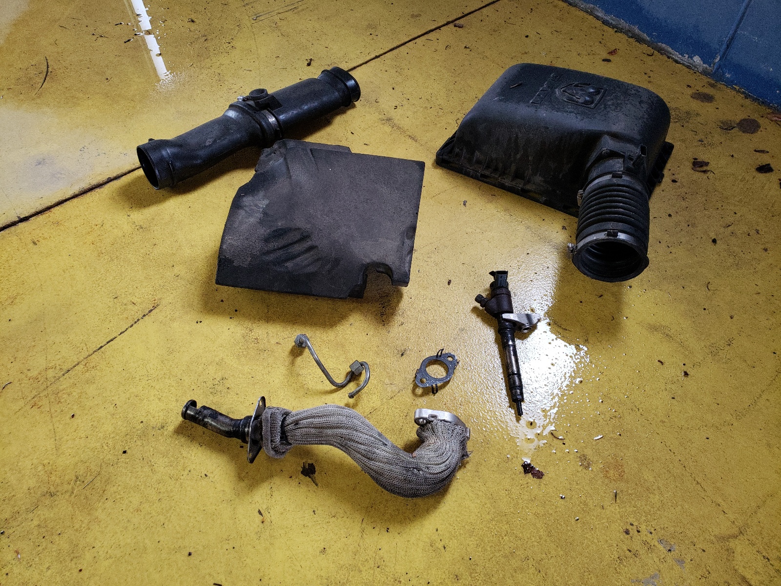 1C6RR7TM9GS195431 2016 Ram 1500 Slt