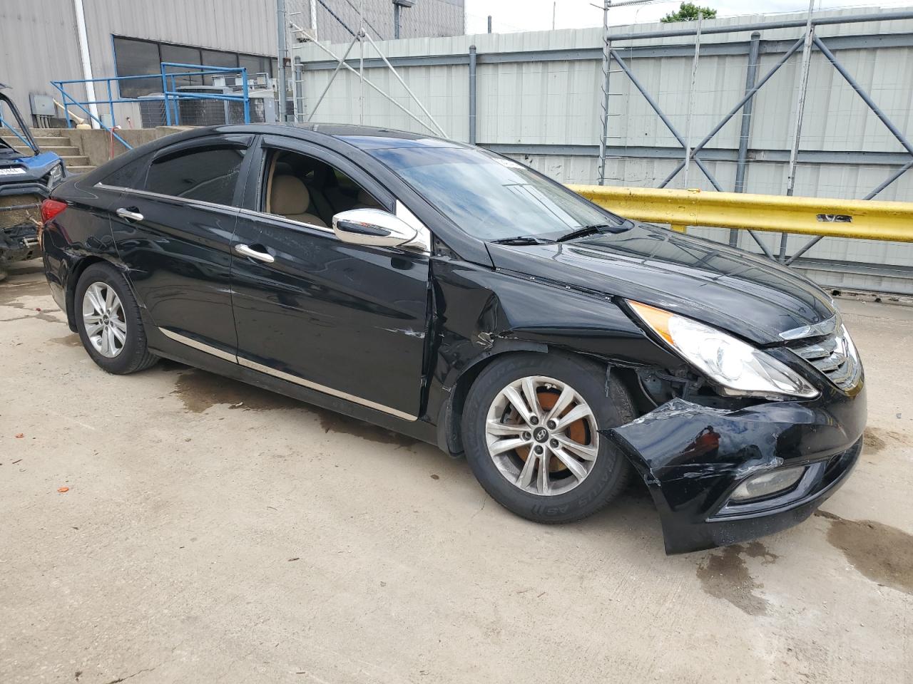 2013 Hyundai Sonata - Image 4