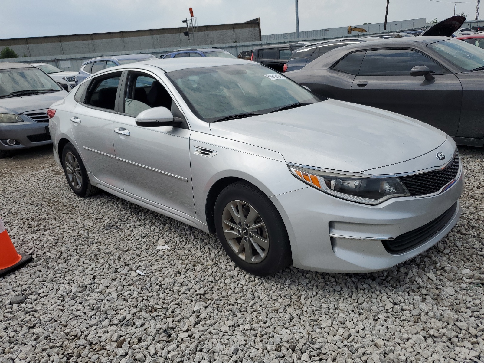 2016 Kia Optima Lx vin: 5XXGT4L13GG002870