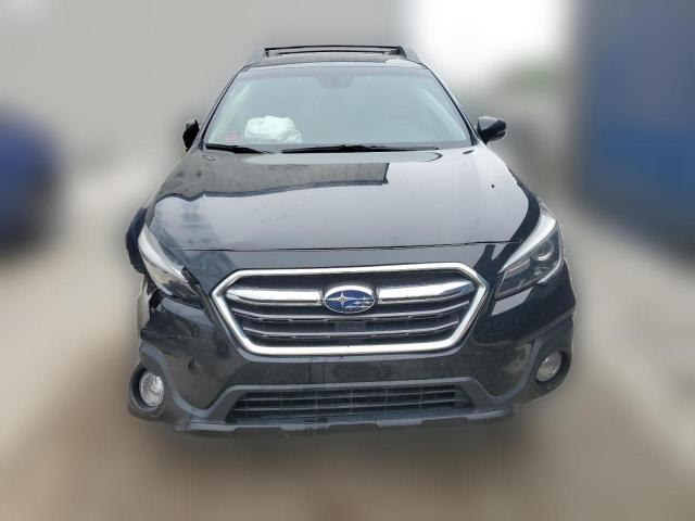  SUBARU OUTBACK 2019 Черный