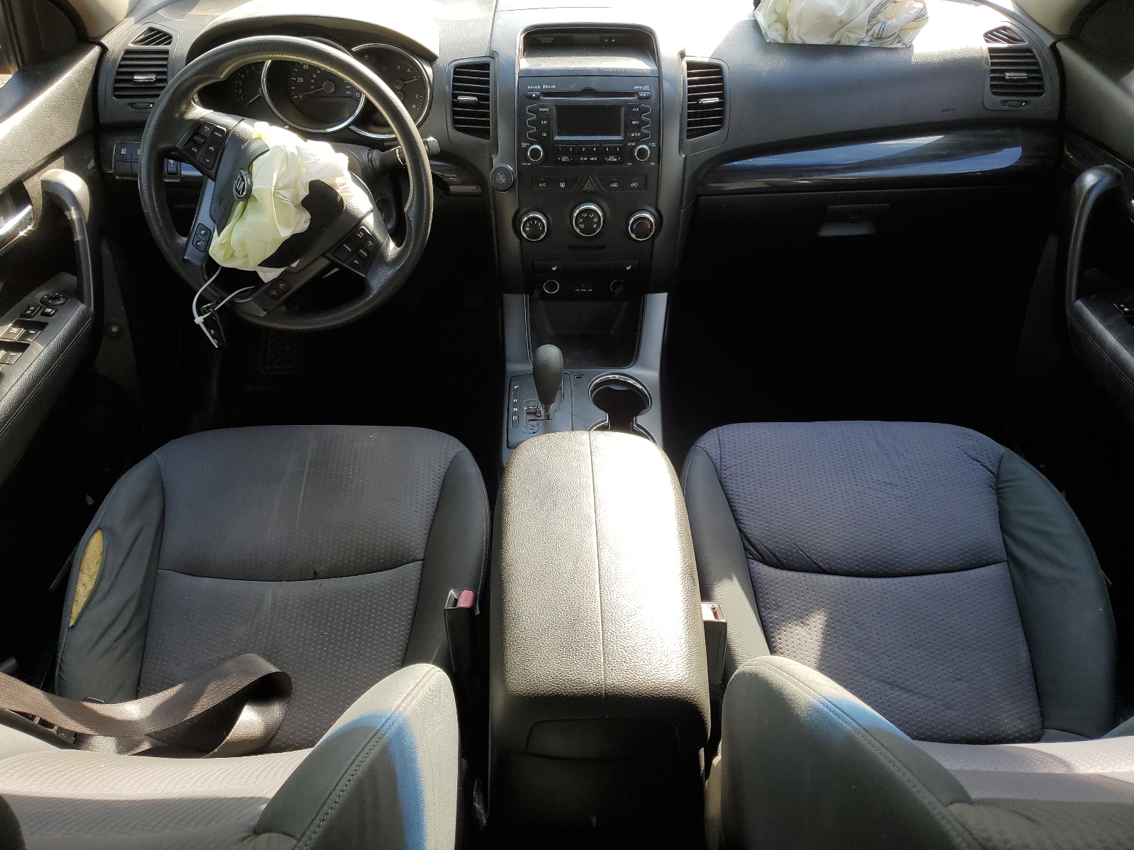 5XYKT3A69CG281475 2012 Kia Sorento Base