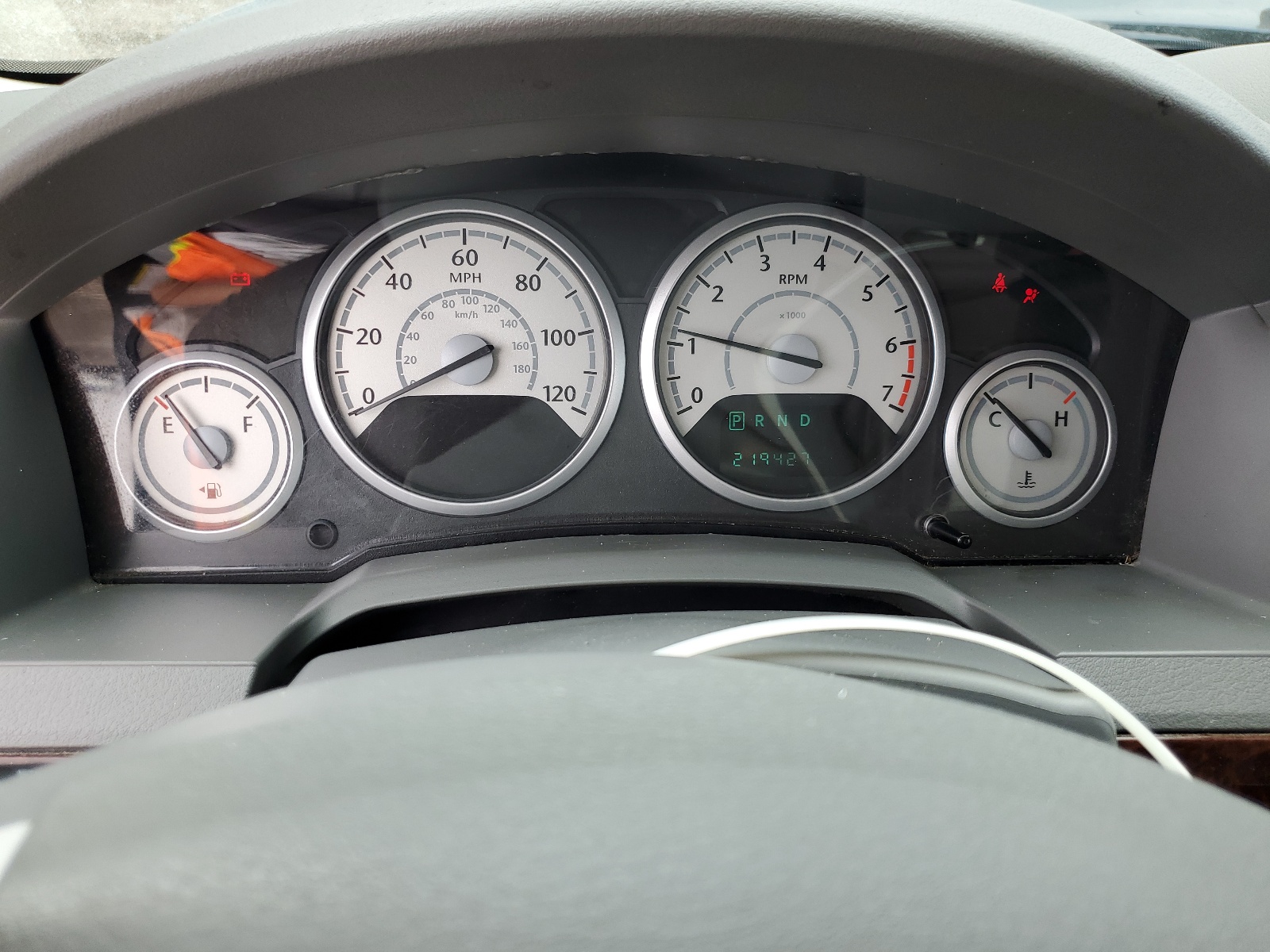 2A4RR2D11AR438913 2010 Chrysler Town & Country Lx