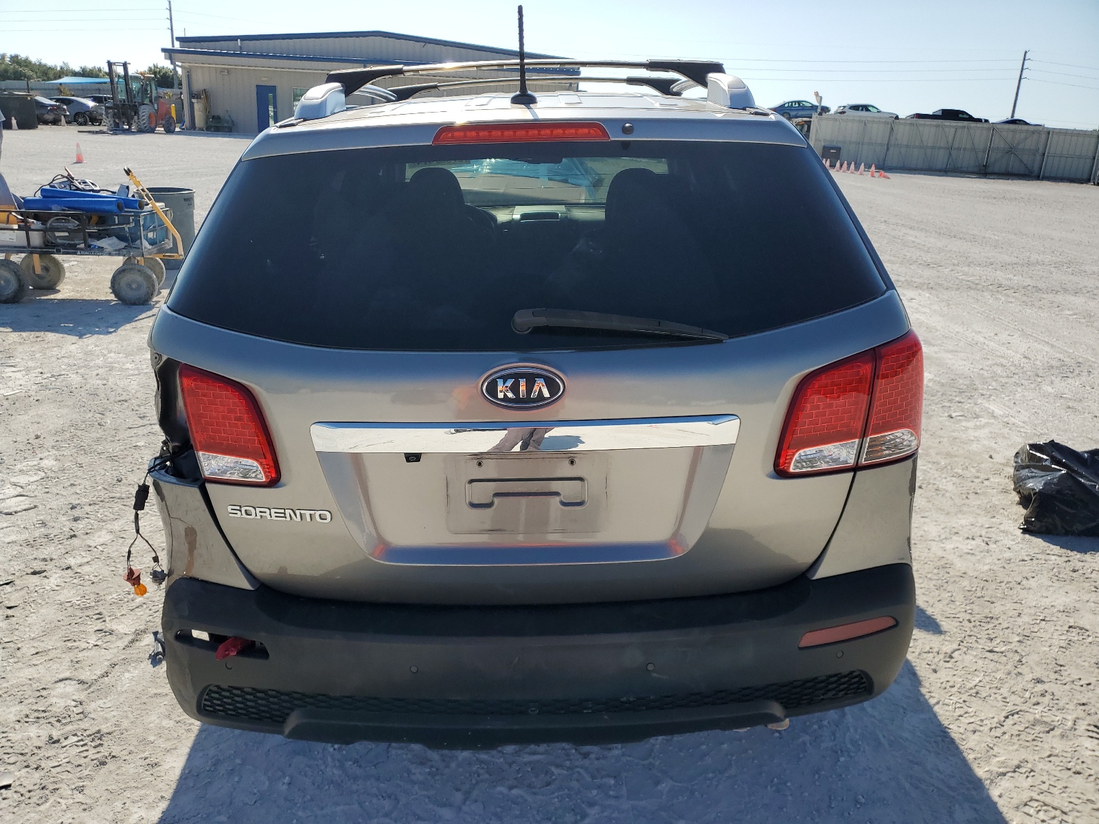 5XYKT3A62DG406589 2013 Kia Sorento Lx