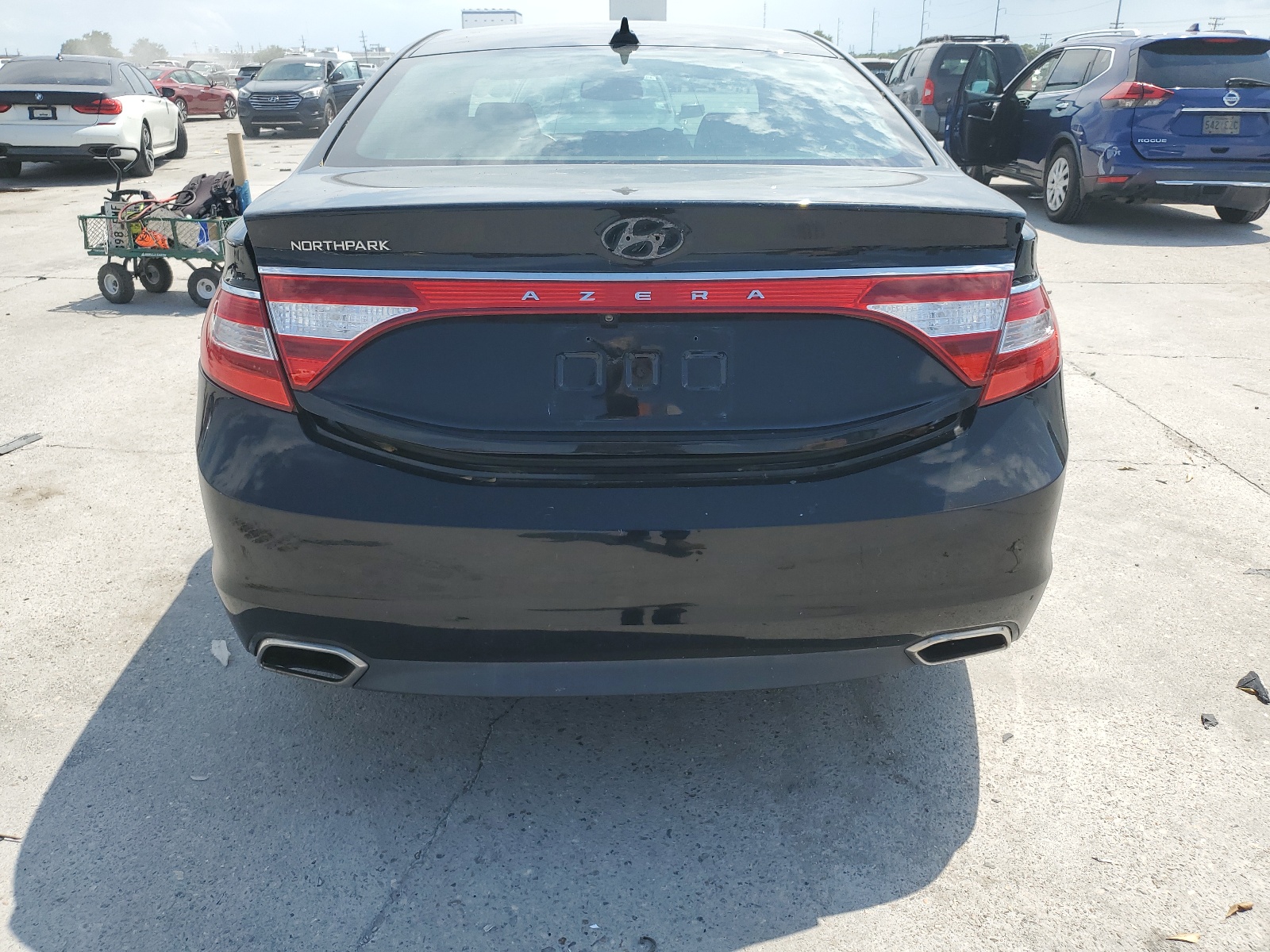 KMHFG4JG7GA518180 2016 Hyundai Azera