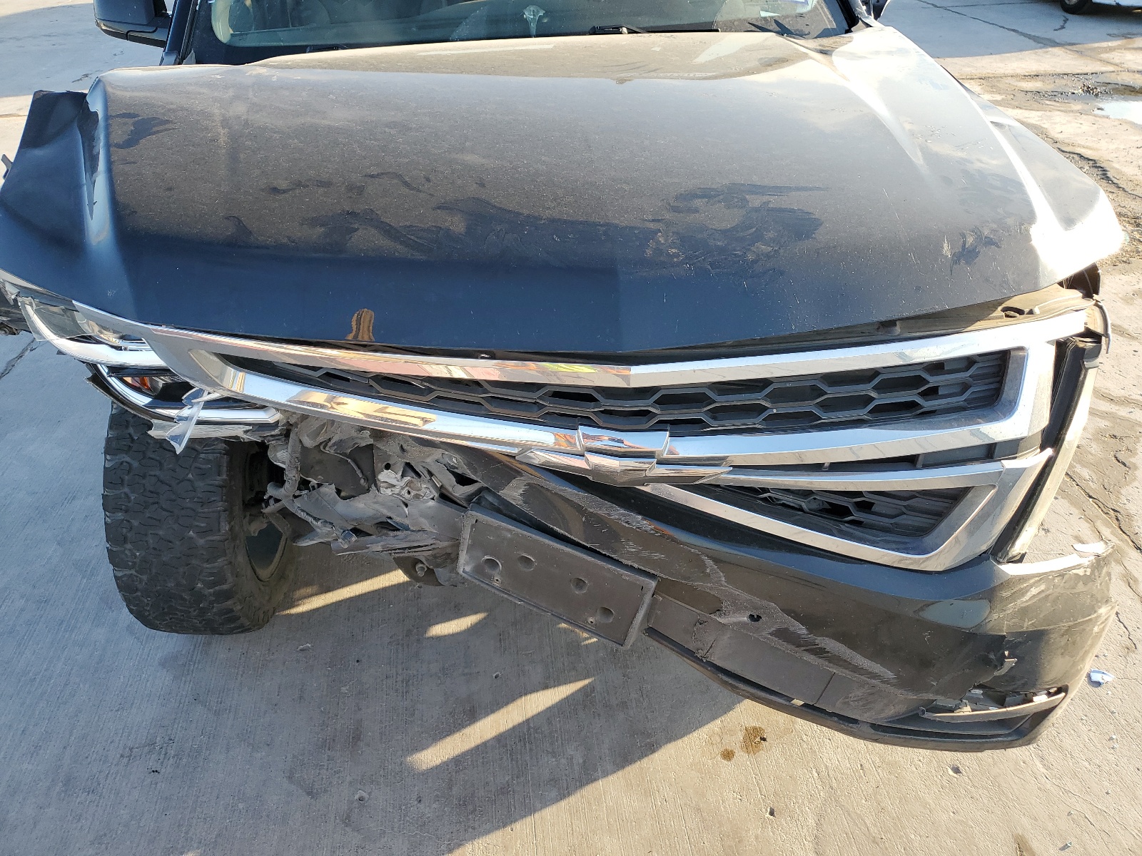 1GNSKBKC2JR197523 2018 Chevrolet Tahoe K1500 Lt