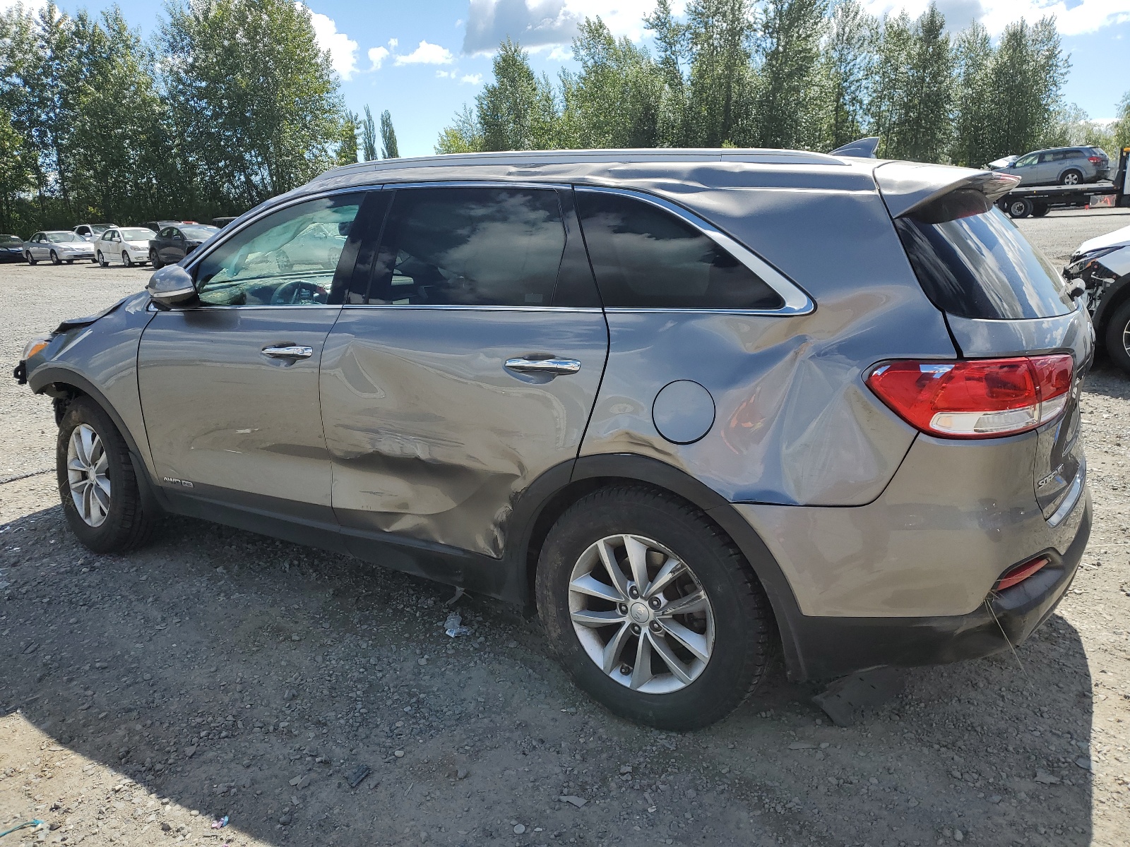 2018 Kia Sorento Lx vin: 5XYPGDA57JG371423