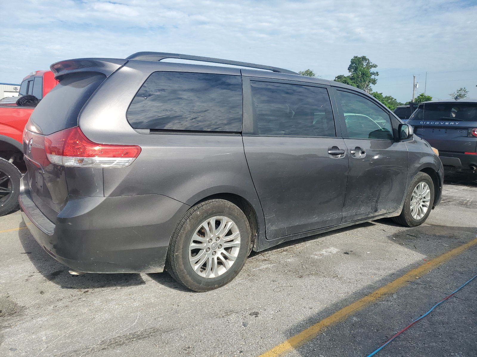 2012 Toyota Sienna Xle vin: 5TDYK3DC3CS204134