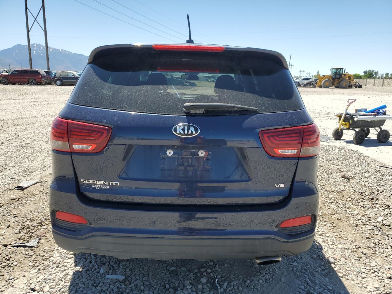 5XYPGDA52KG489817 2019 Kia Sorento Lx