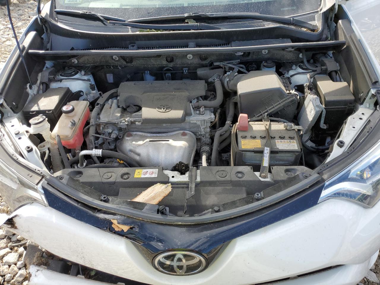 JTMJFREV0HJ711621 2017 Toyota Rav4 Se