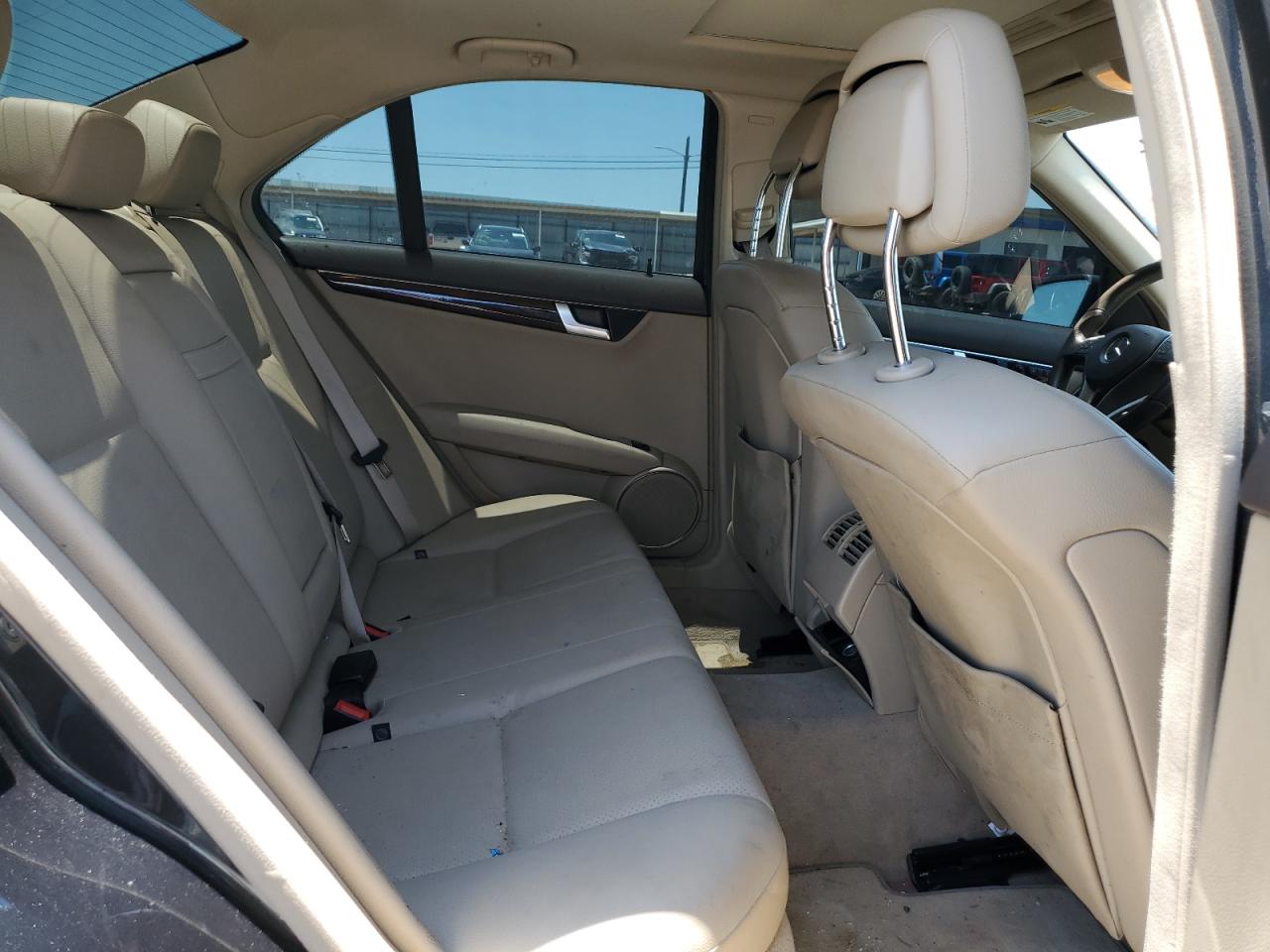 2013 Mercedes-Benz C 250 VIN: WDDGF4HB9DG098765 Lot: 58236244