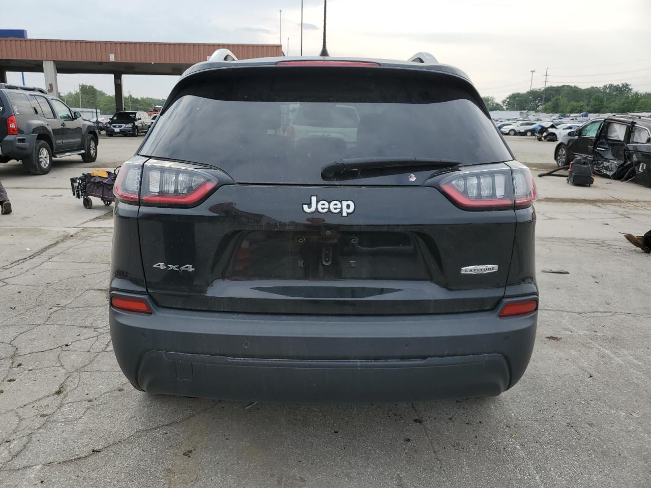 2019 Jeep Cherokee Latitude Plus VIN: 1C4PJMLB5KD105290 Lot: 59518984