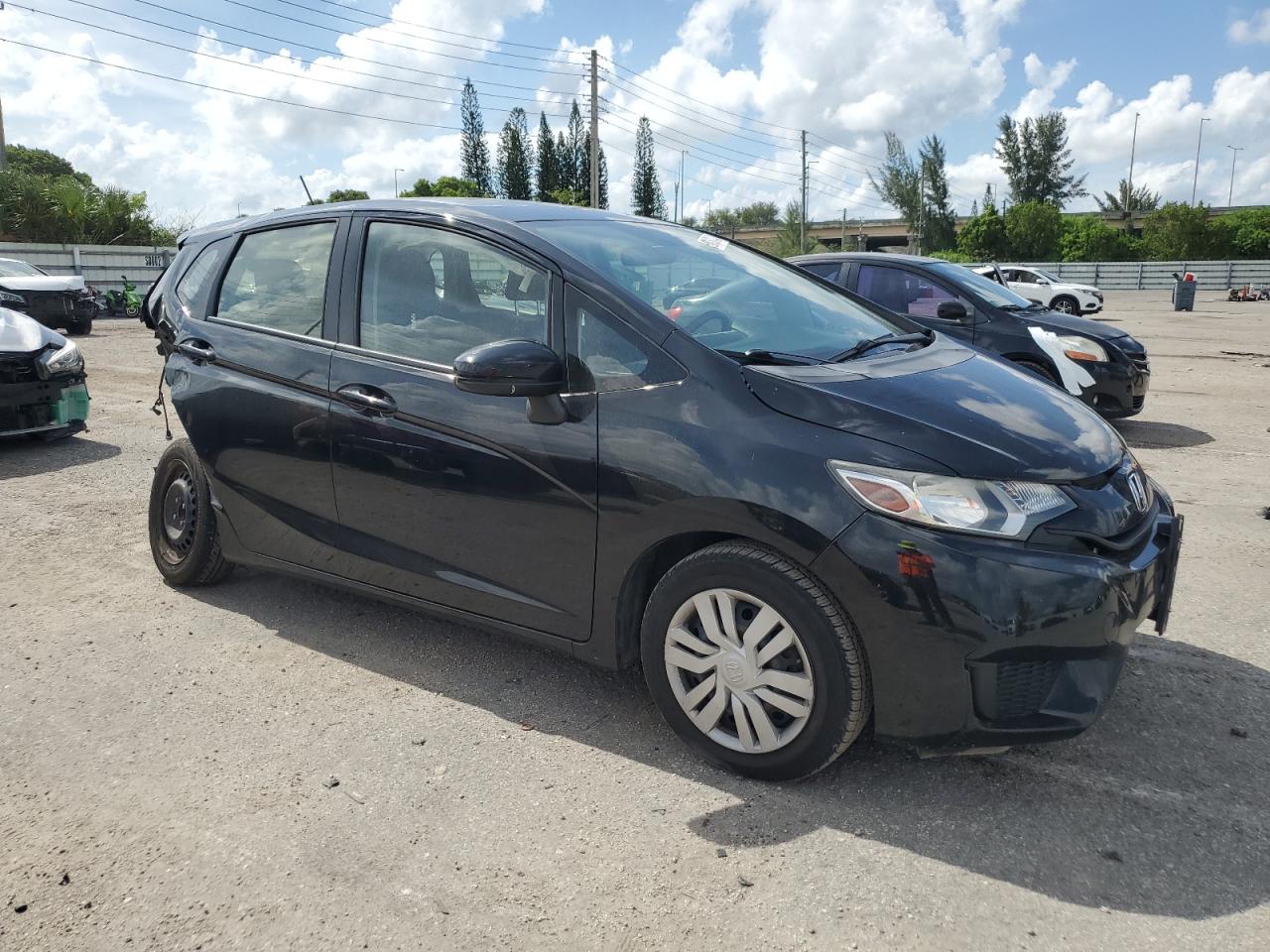 2017 Honda Fit - Image 4