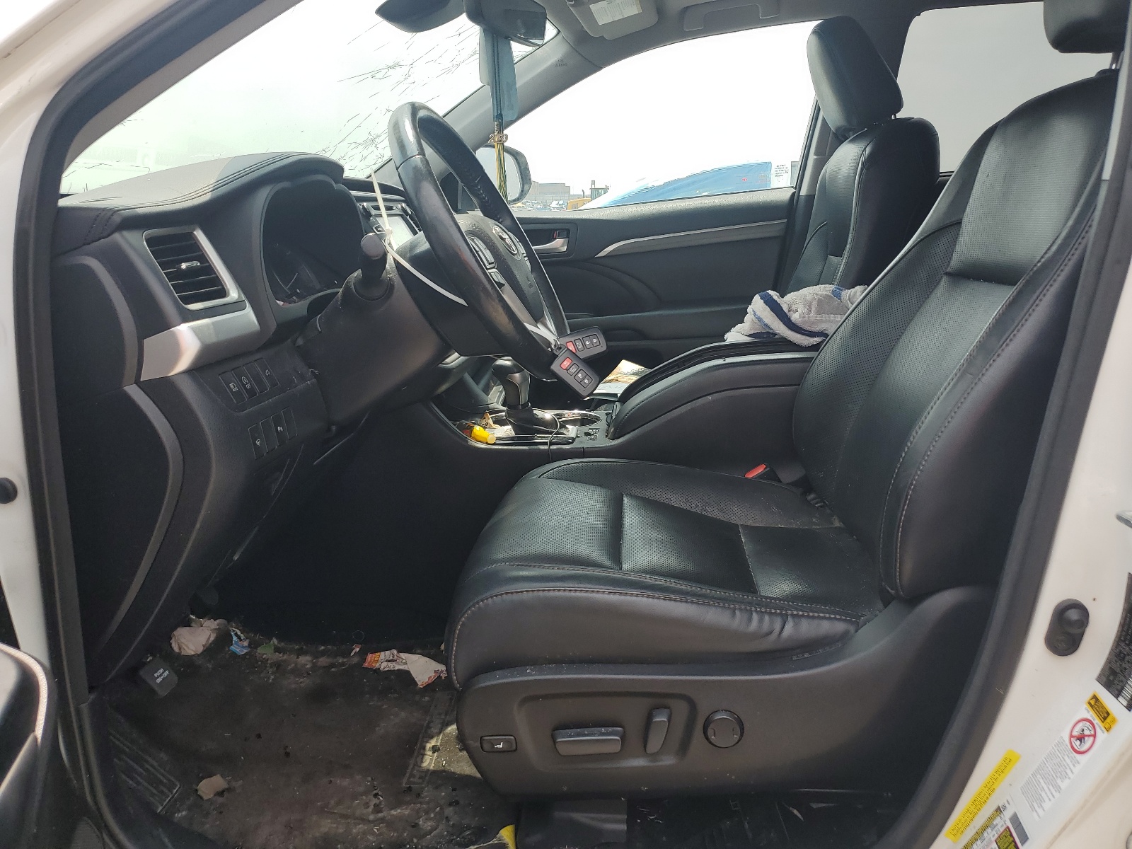 5TDYZRFH3HS214970 2017 Toyota Highlander Limited