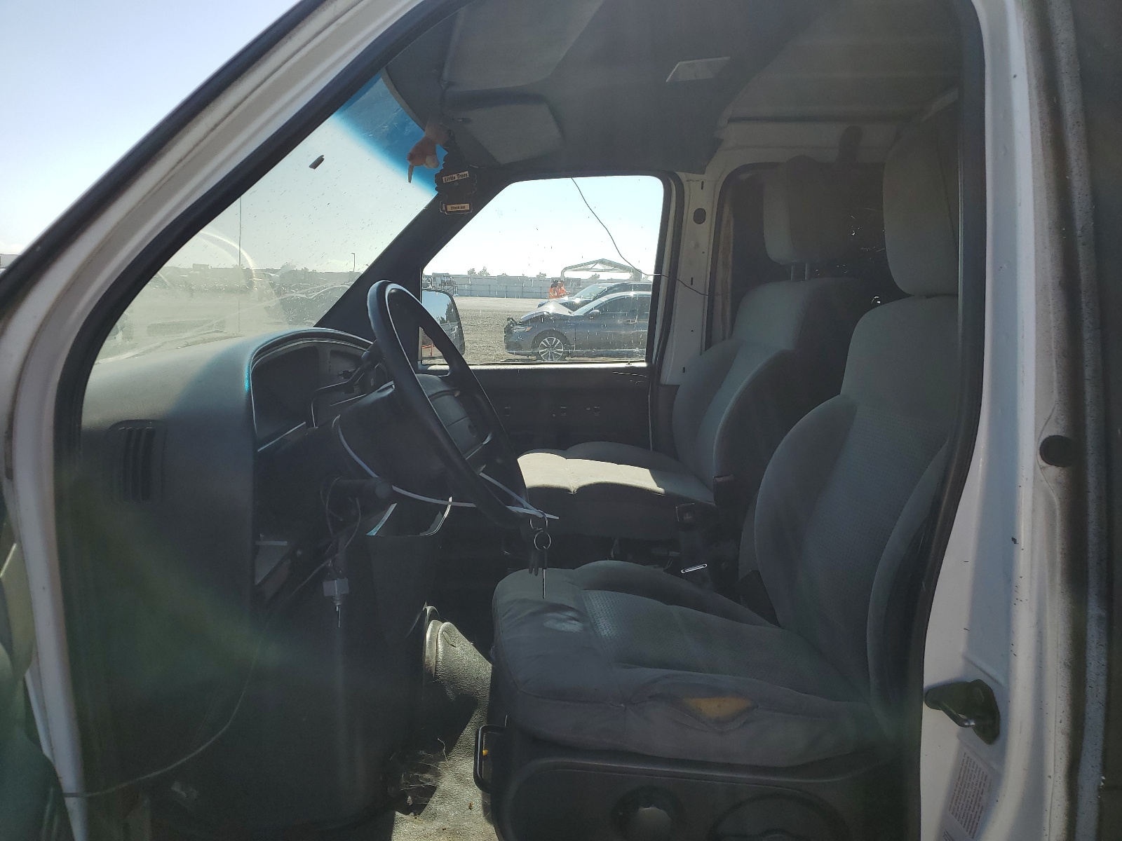 1FTEE14N2SHA15512 1995 Ford Econoline E150 Van