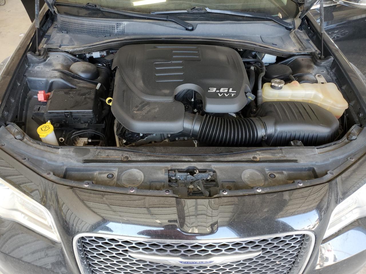 2019 Chrysler 300 Limited VIN: 2C3CCAEG1KH698086 Lot: 58133794