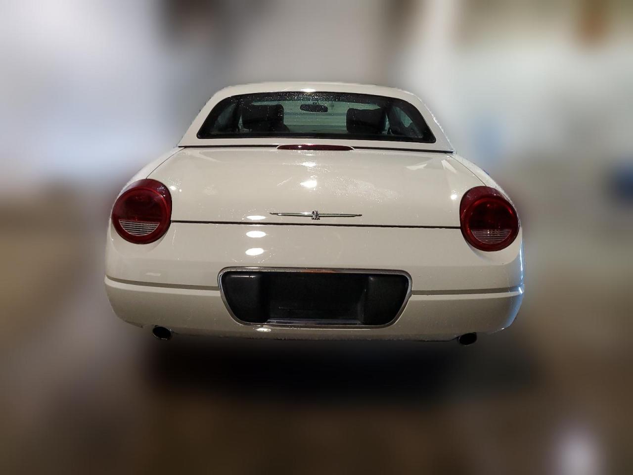 1FAHP60A32Y107841 2002 Ford Thunderbird