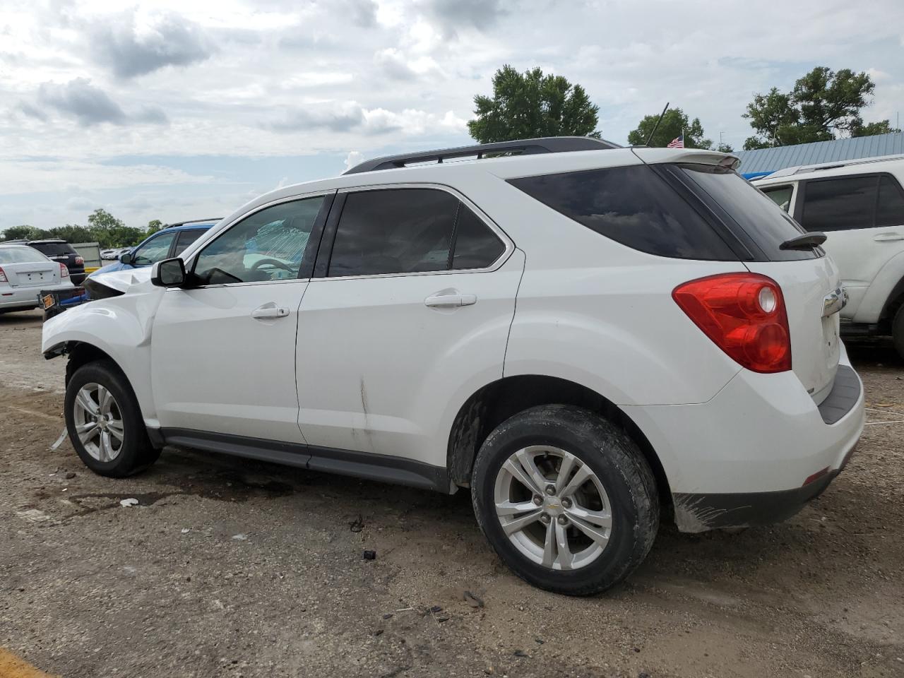 2GNFLGEK6F6373393 2015 CHEVROLET EQUINOX - Image 2