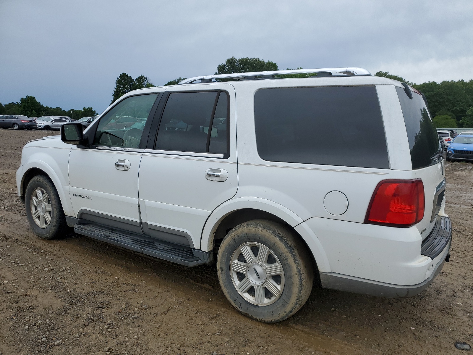 5LMFU27R04LJ03057 2004 Lincoln Navigator