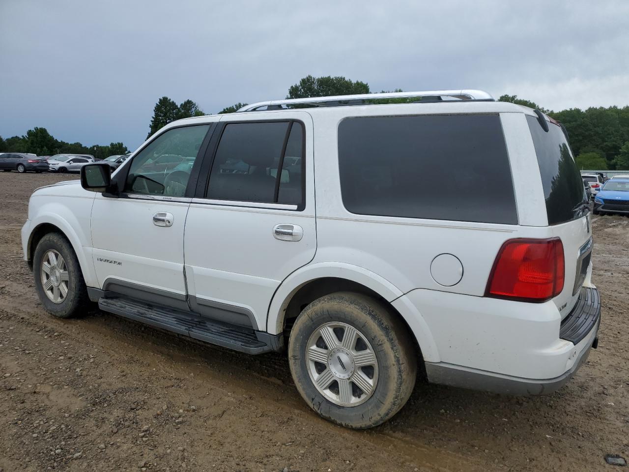 2004 Lincoln Navigator VIN: 5LMFU27R04LJ03057 Lot: 60480404