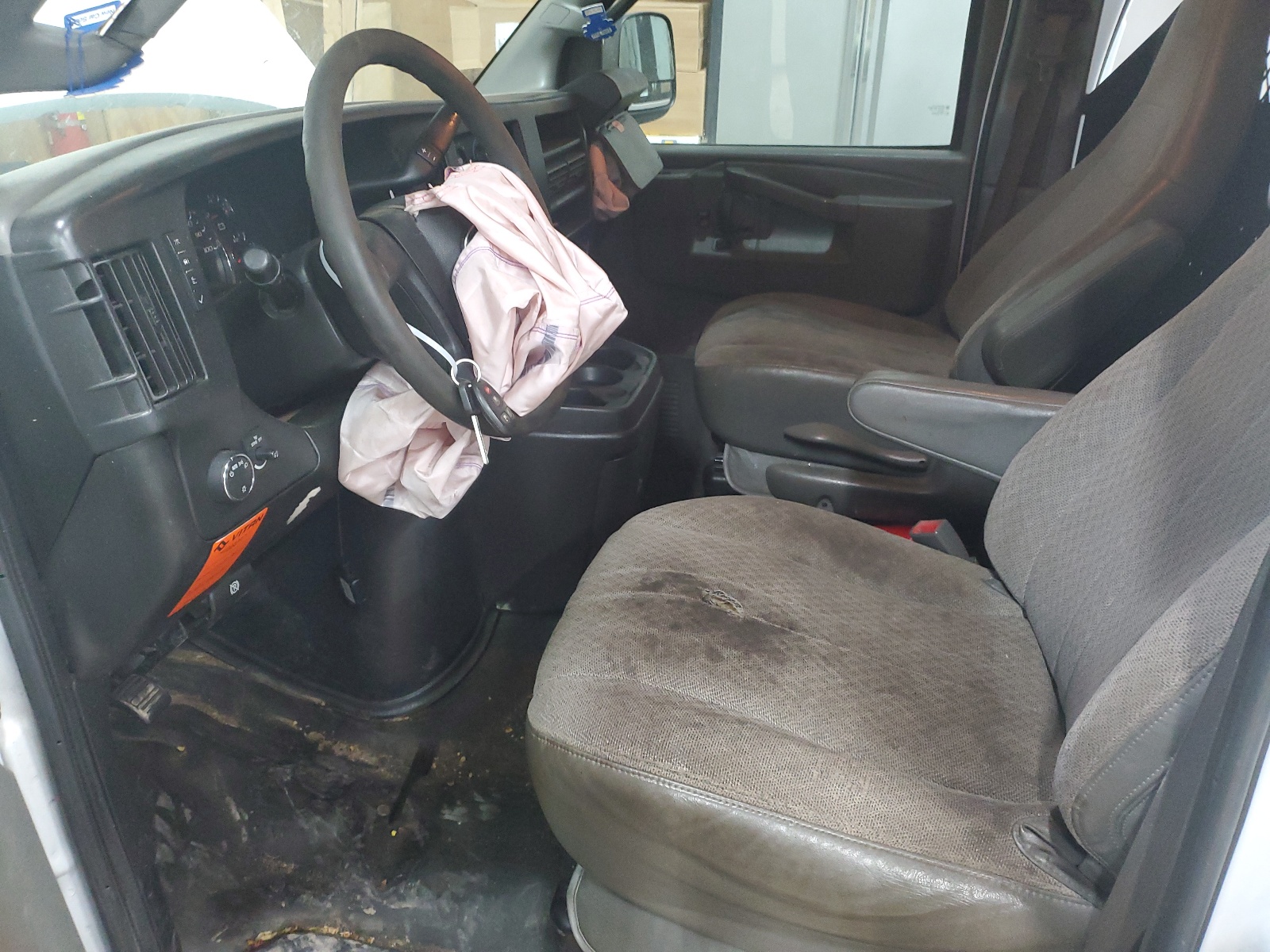 1GTW7BFF9H1346745 2017 GMC Savana G2500