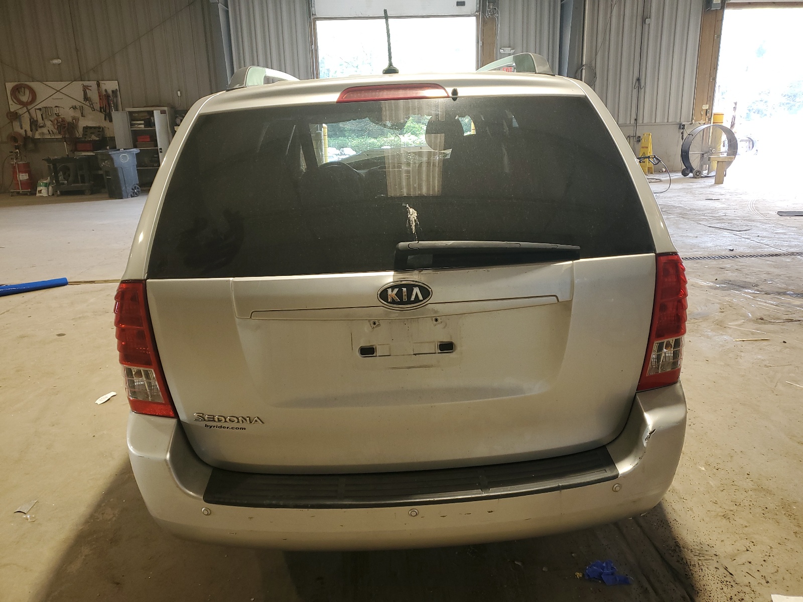 KNDMG4C76C6487946 2012 Kia Sedona Lx