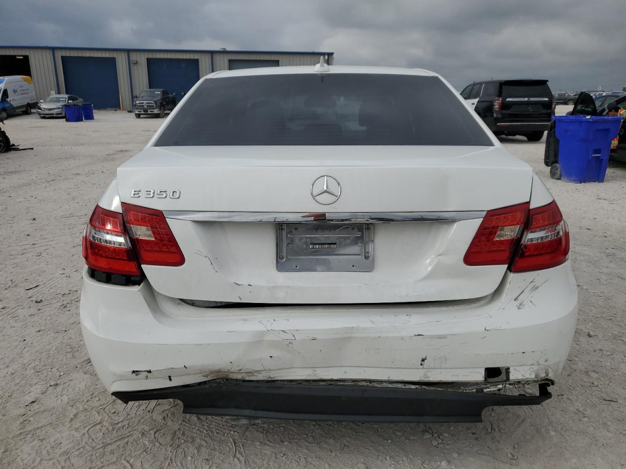 2013 Mercedes-Benz E 350 VIN: WDDHF5KB5DA771363 Lot: 59835004