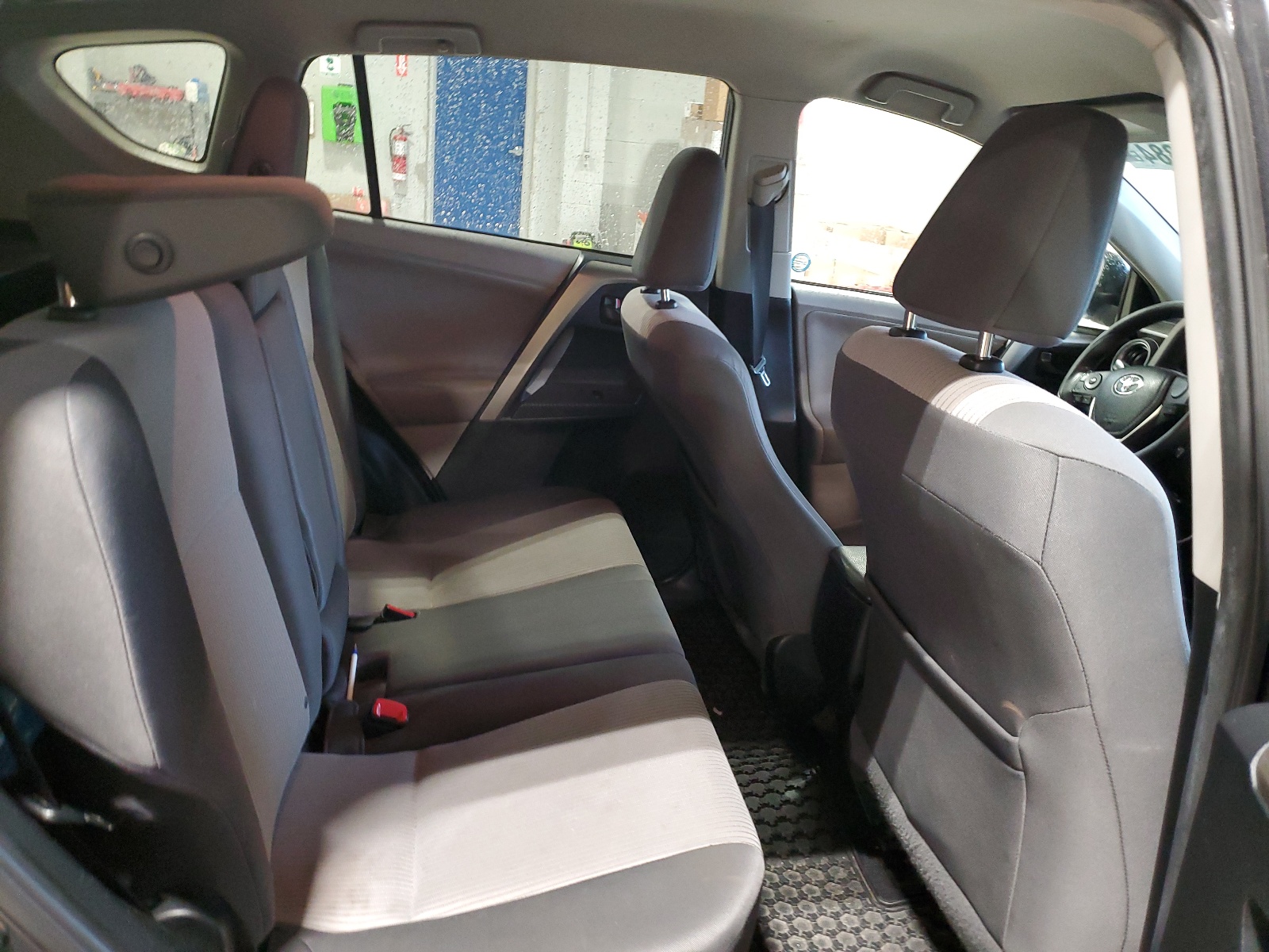 2T3ZFREV2DW006477 2013 Toyota Rav4 Le