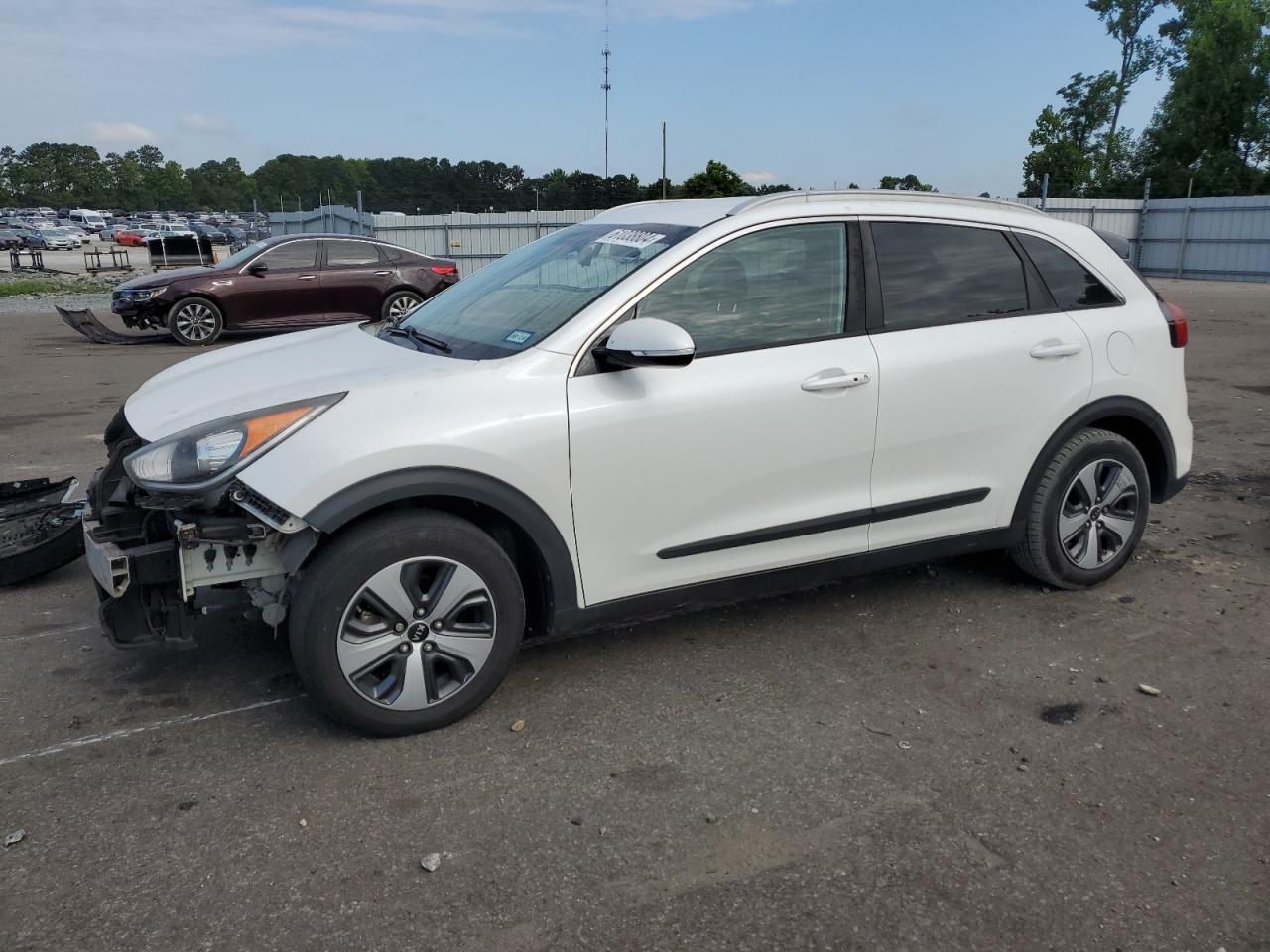 2017 Kia Niro Ex VIN: KNDCC3LC4H5055979 Lot: 61038804