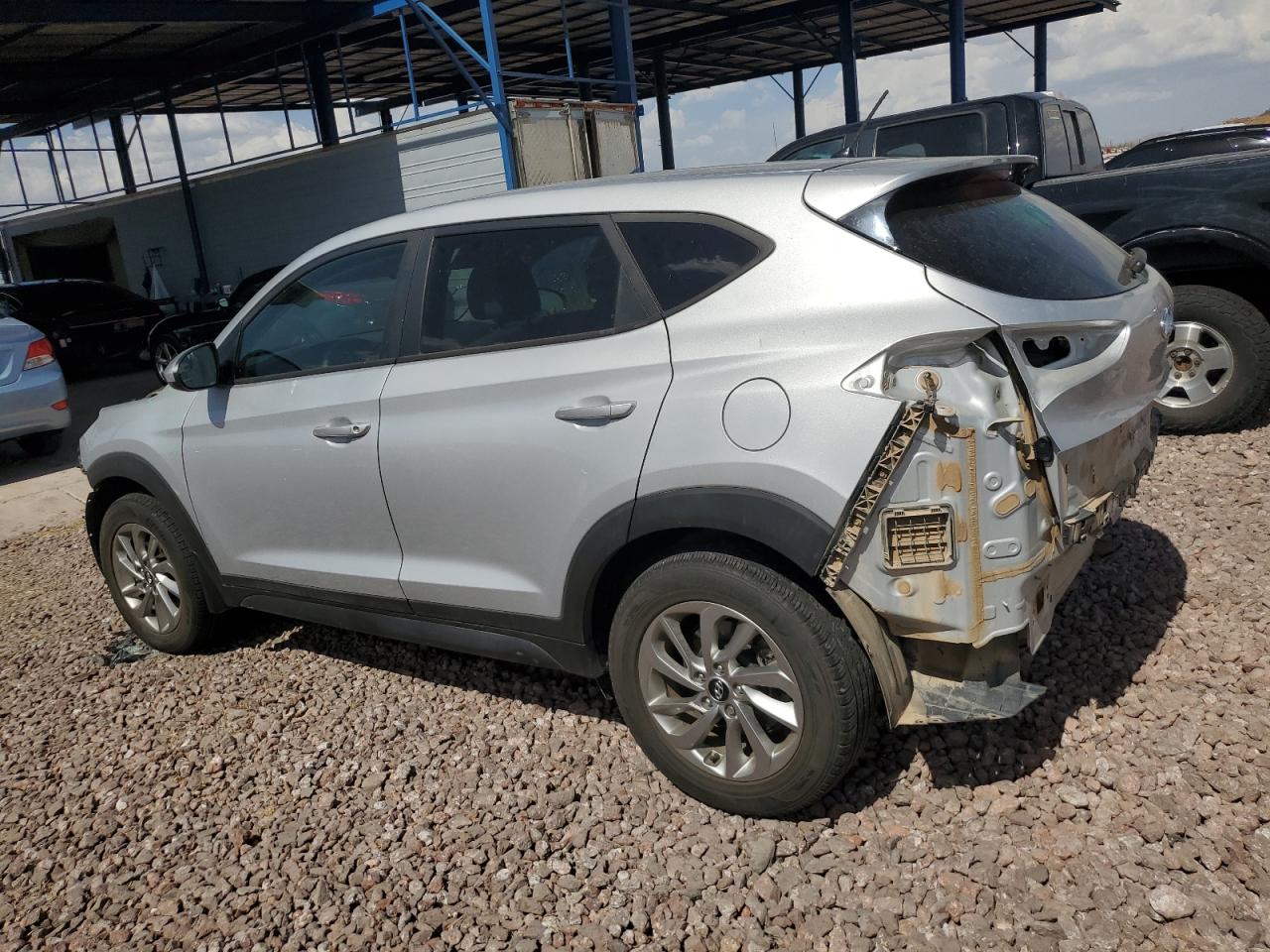 KM8J2CA47JU778948 2018 Hyundai Tucson Se