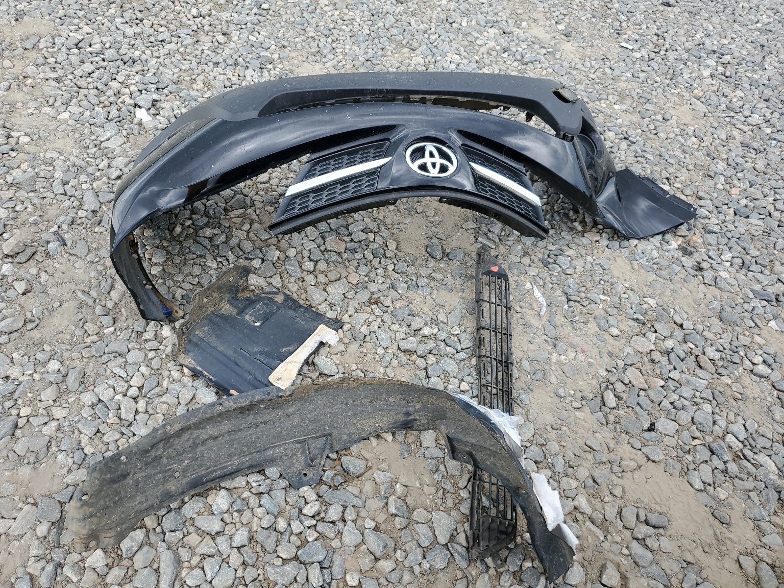 2T3ZFREV1DW005109 2013 Toyota Rav4 Le