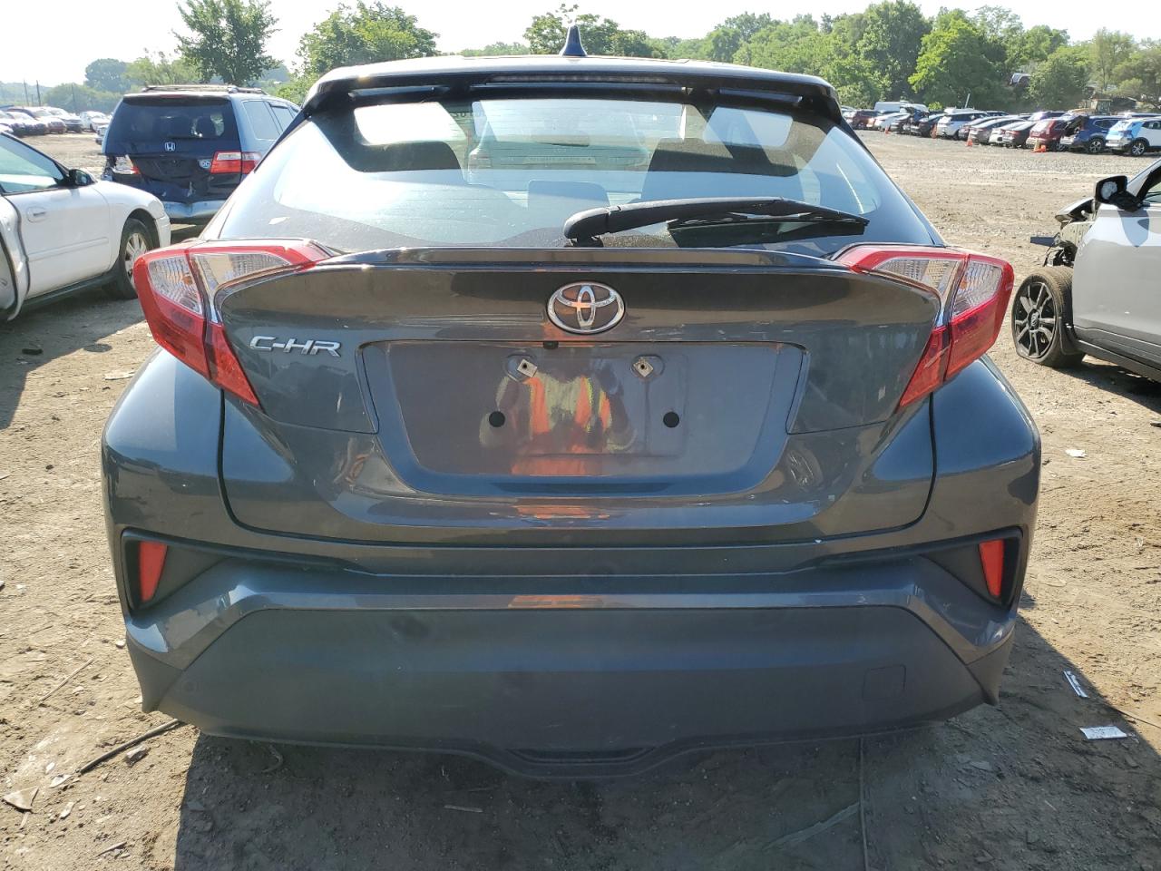 2020 Toyota C-Hr Xle VIN: NMTKHMBX1LR114575 Lot: 56870234