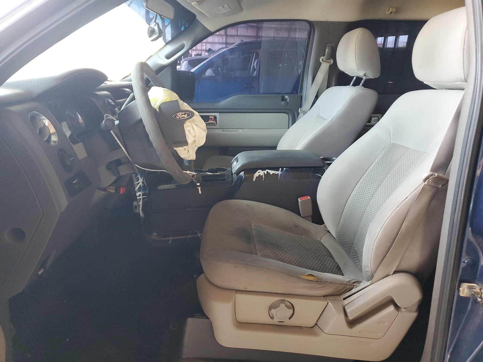 1FTEW1C83AFC92463 2010 Ford F150 Supercrew