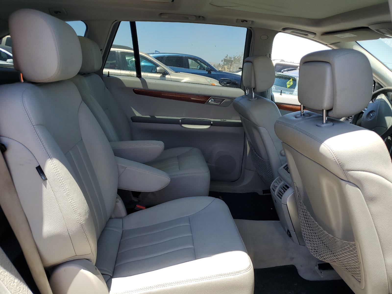 4JGCB65EX7A056428 2007 Mercedes-Benz R 350