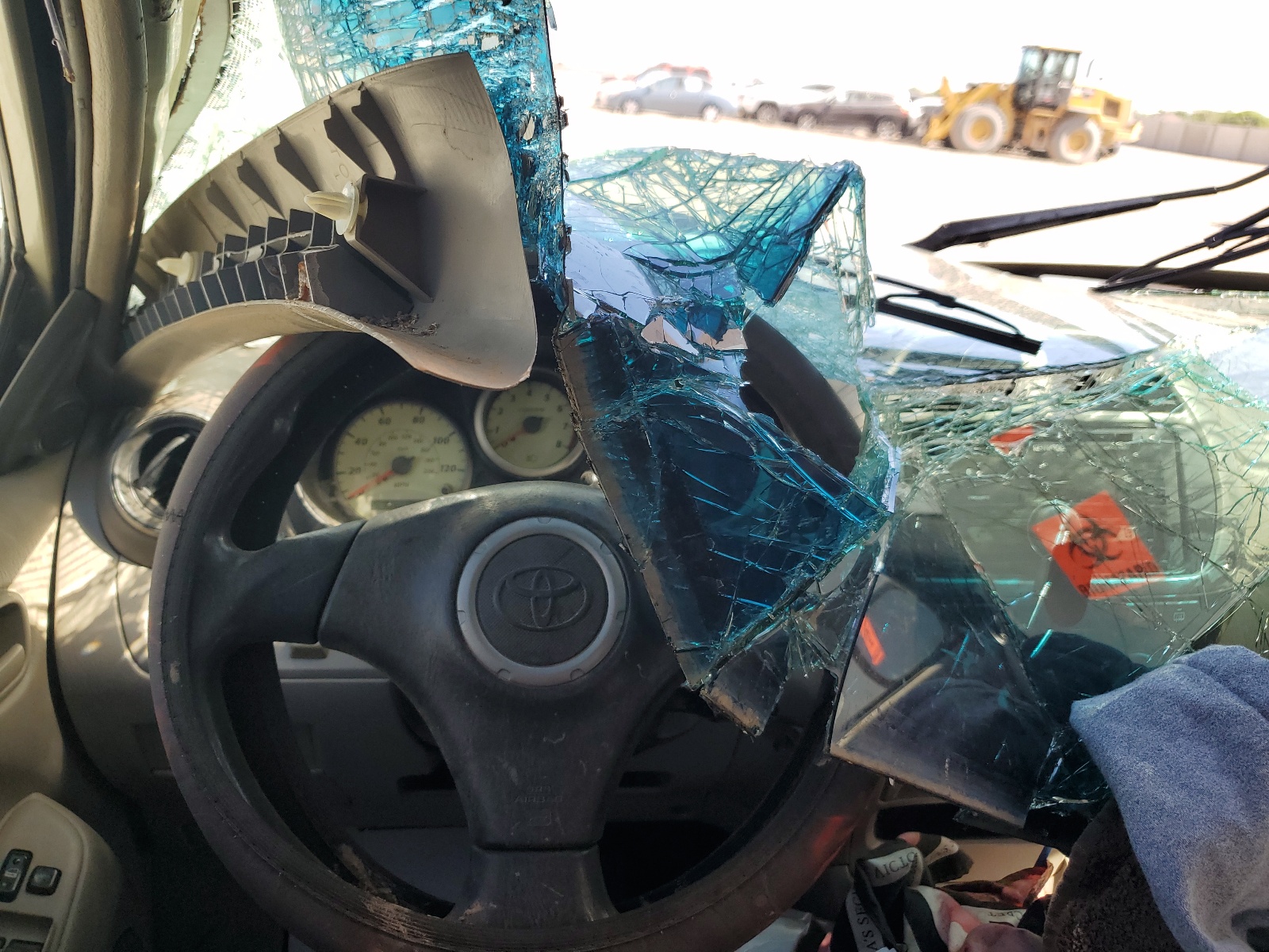 JTEGH20V110016042 2001 Toyota Rav4