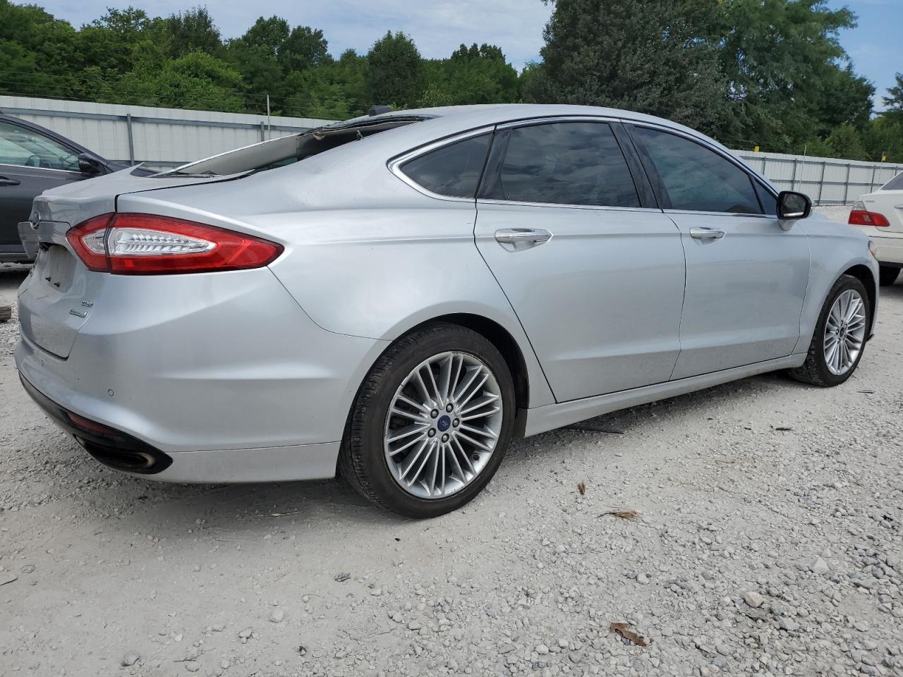 2015 Ford Fusion - Image 3