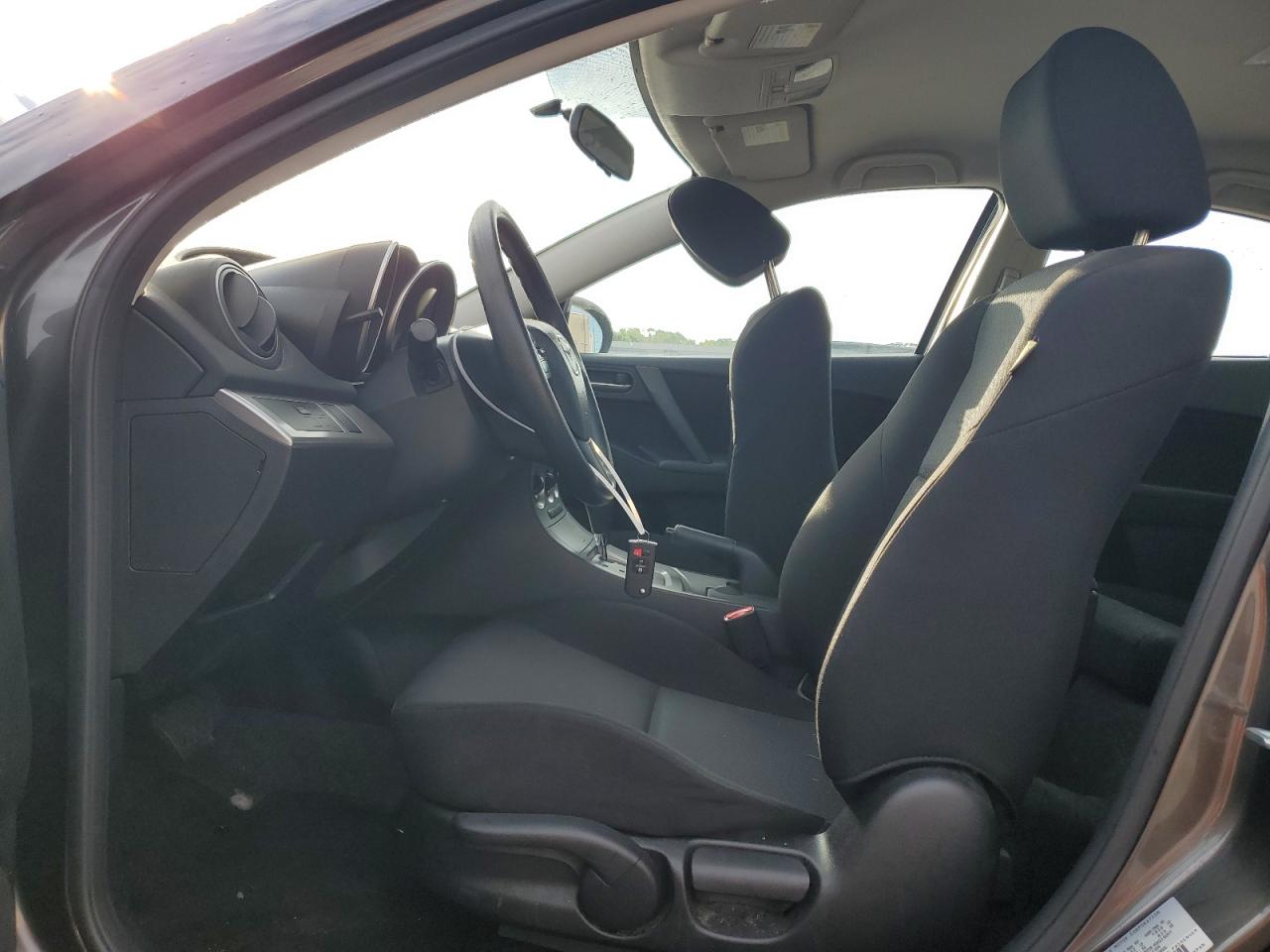 2010 Mazda 3 I VIN: JM1BL1SG7A1328334 Lot: 68711585