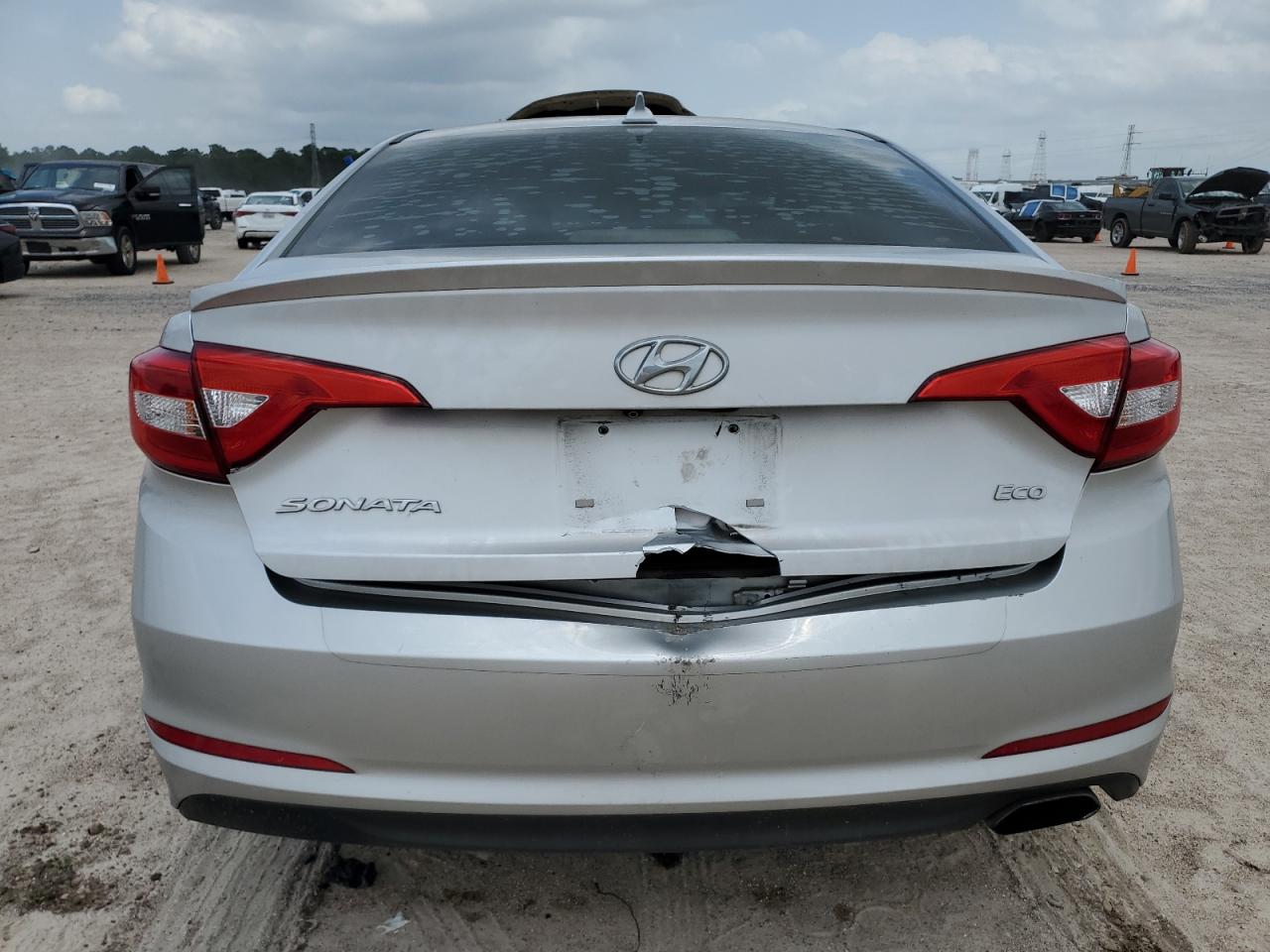 5NPE24AA0FH194684 2015 Hyundai Sonata Eco