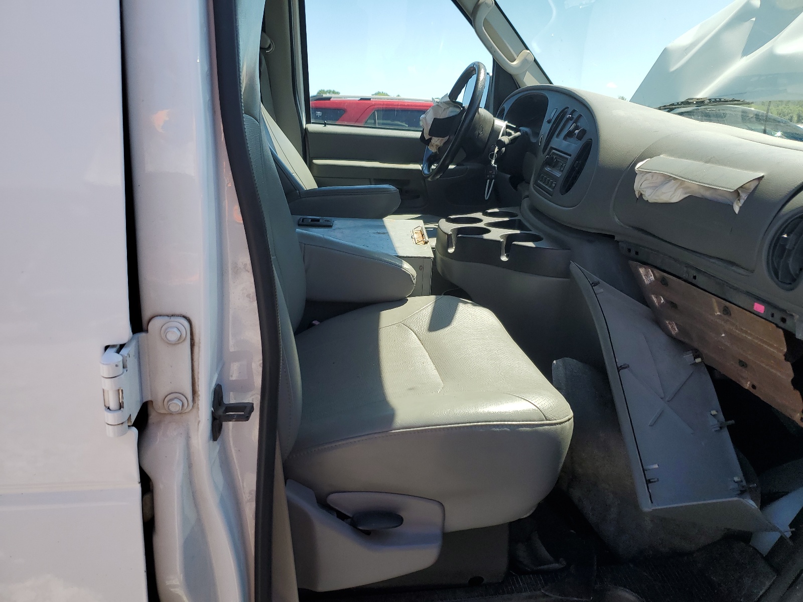 1FTNE24W48DB41644 2008 Ford Econoline E250 Van