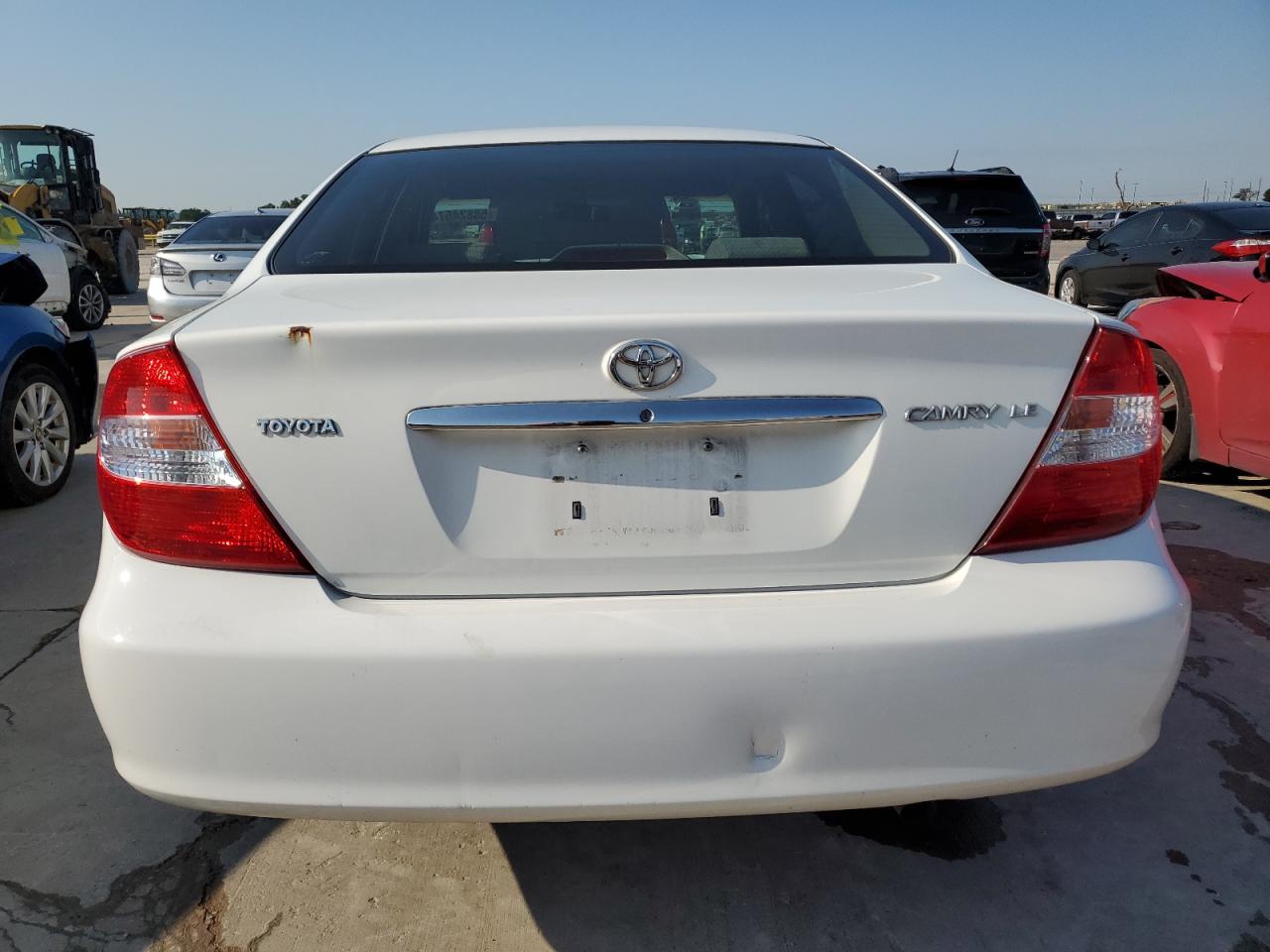 2004 Toyota Camry Le VIN: 4T1BE32K04U319953 Lot: 58824674